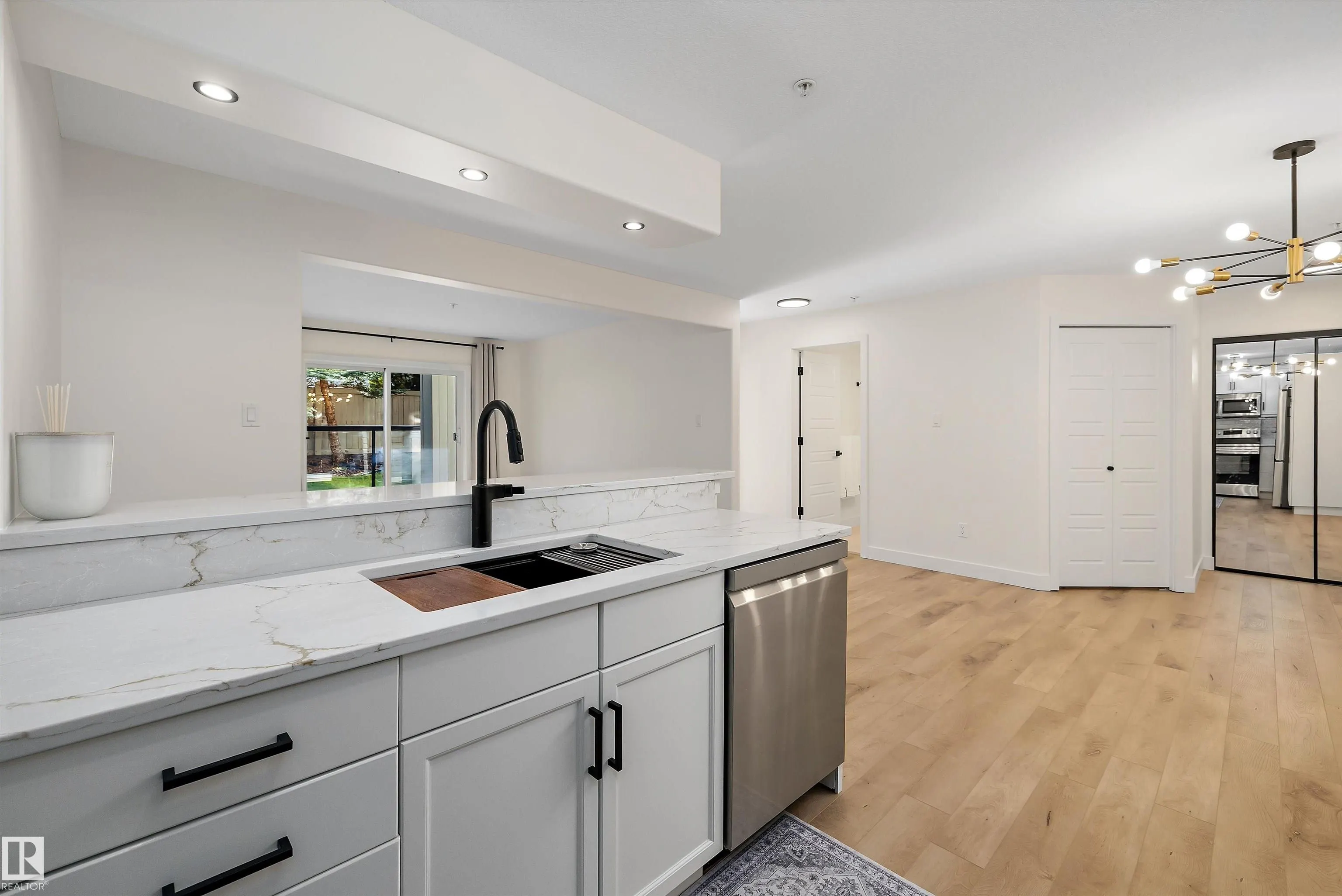 11505 ELLERSLIE Road