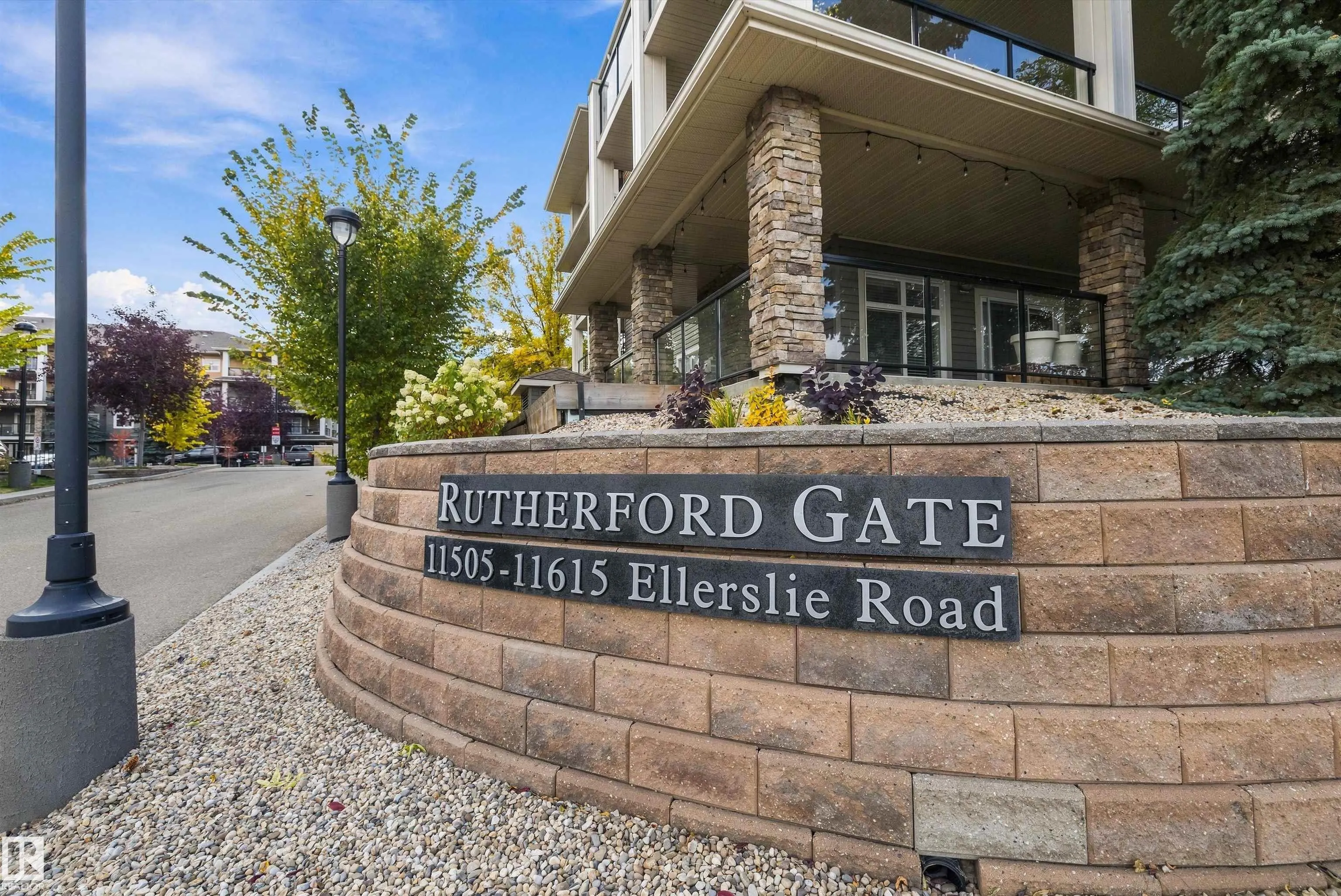 11505 ELLERSLIE Road