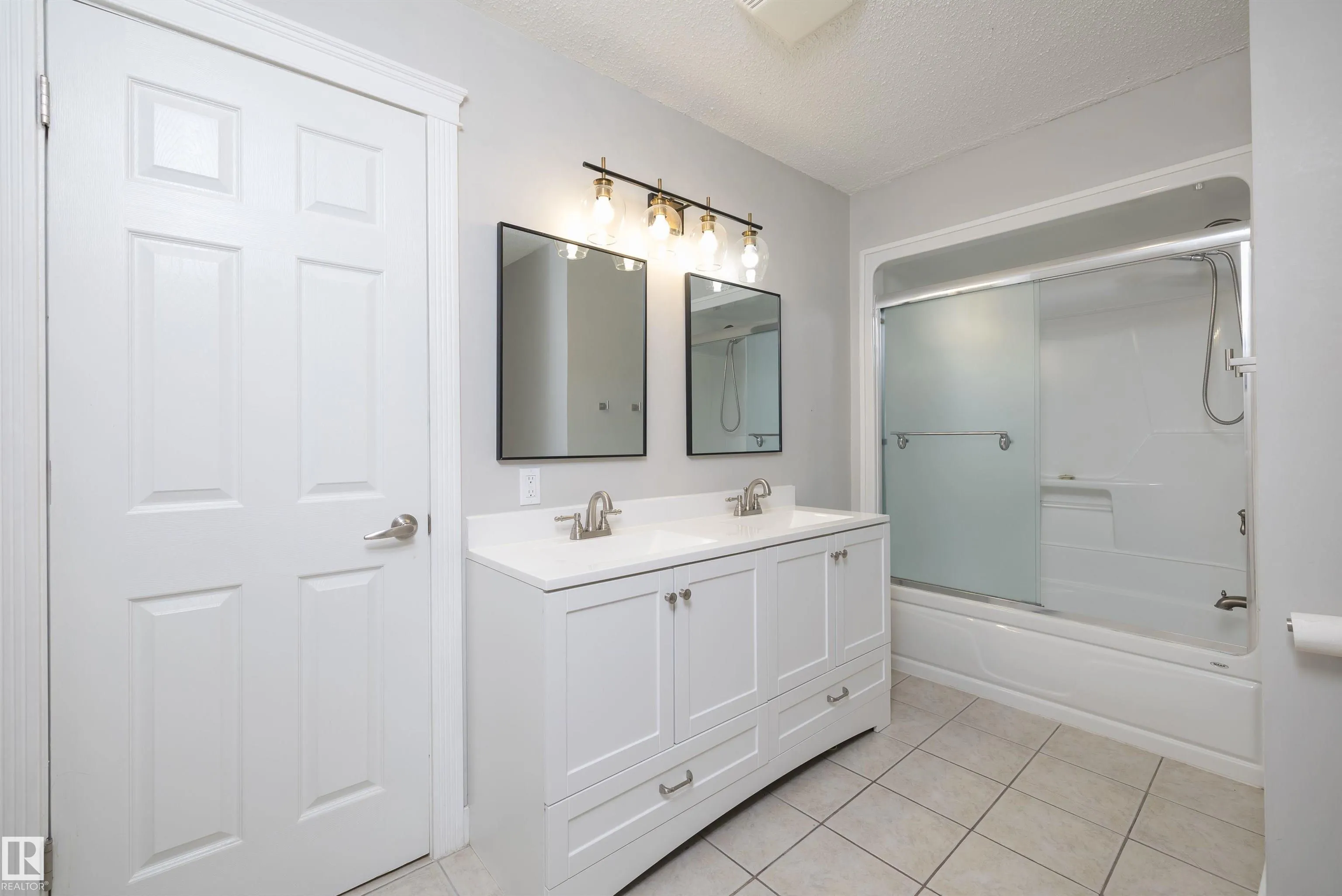 52470 RANGE ROAD 221