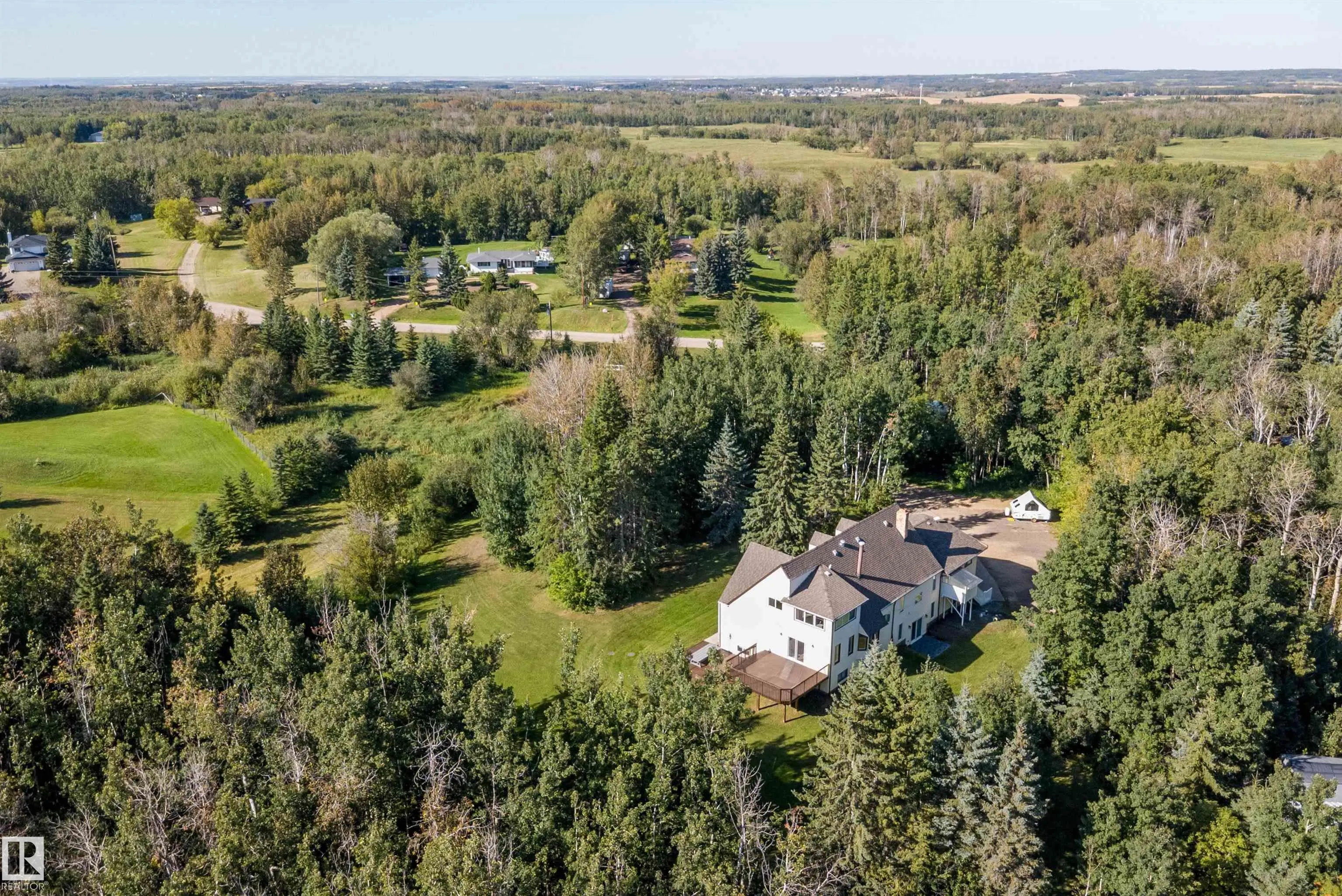 52470 RANGE ROAD 221