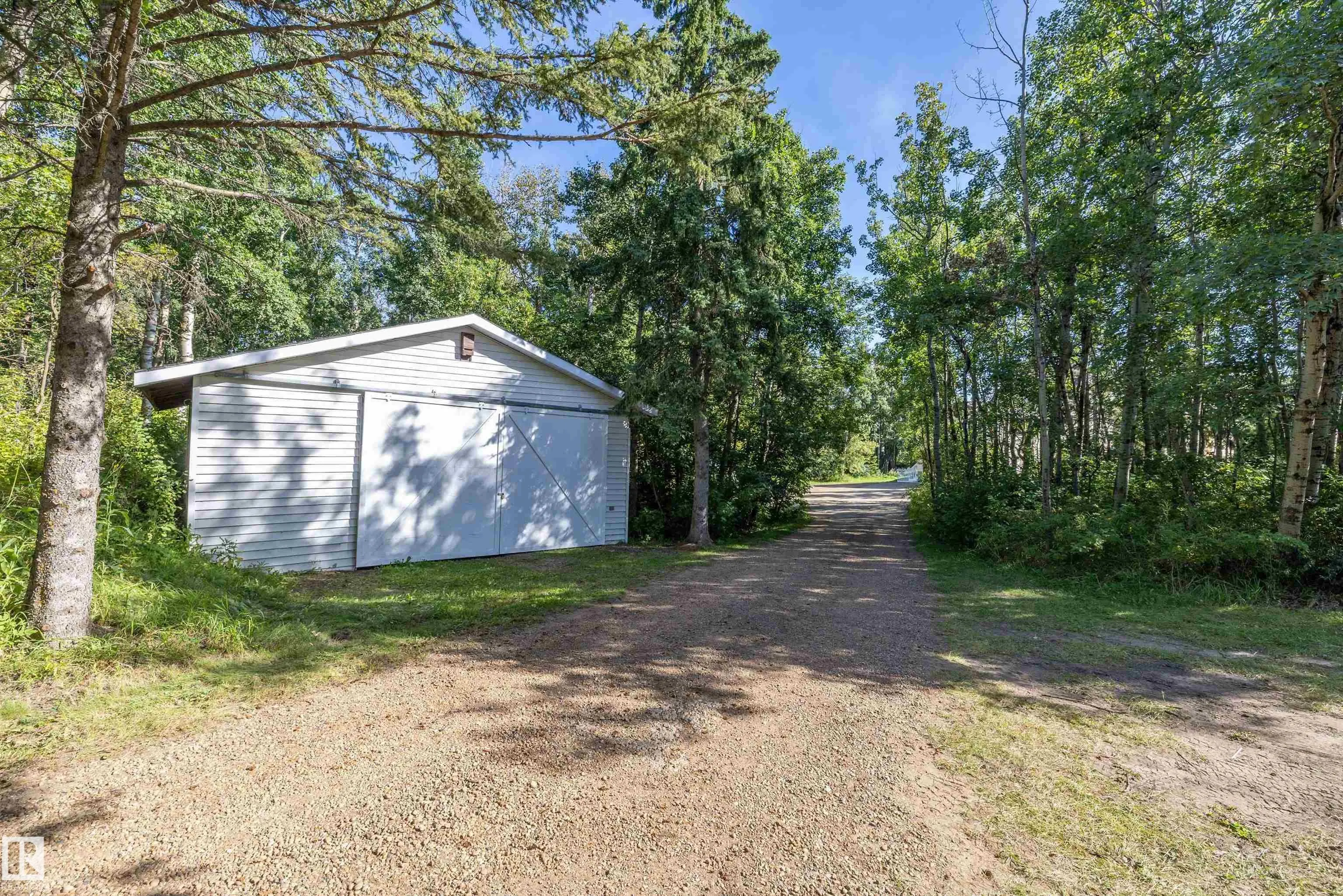 52470 RANGE ROAD 221