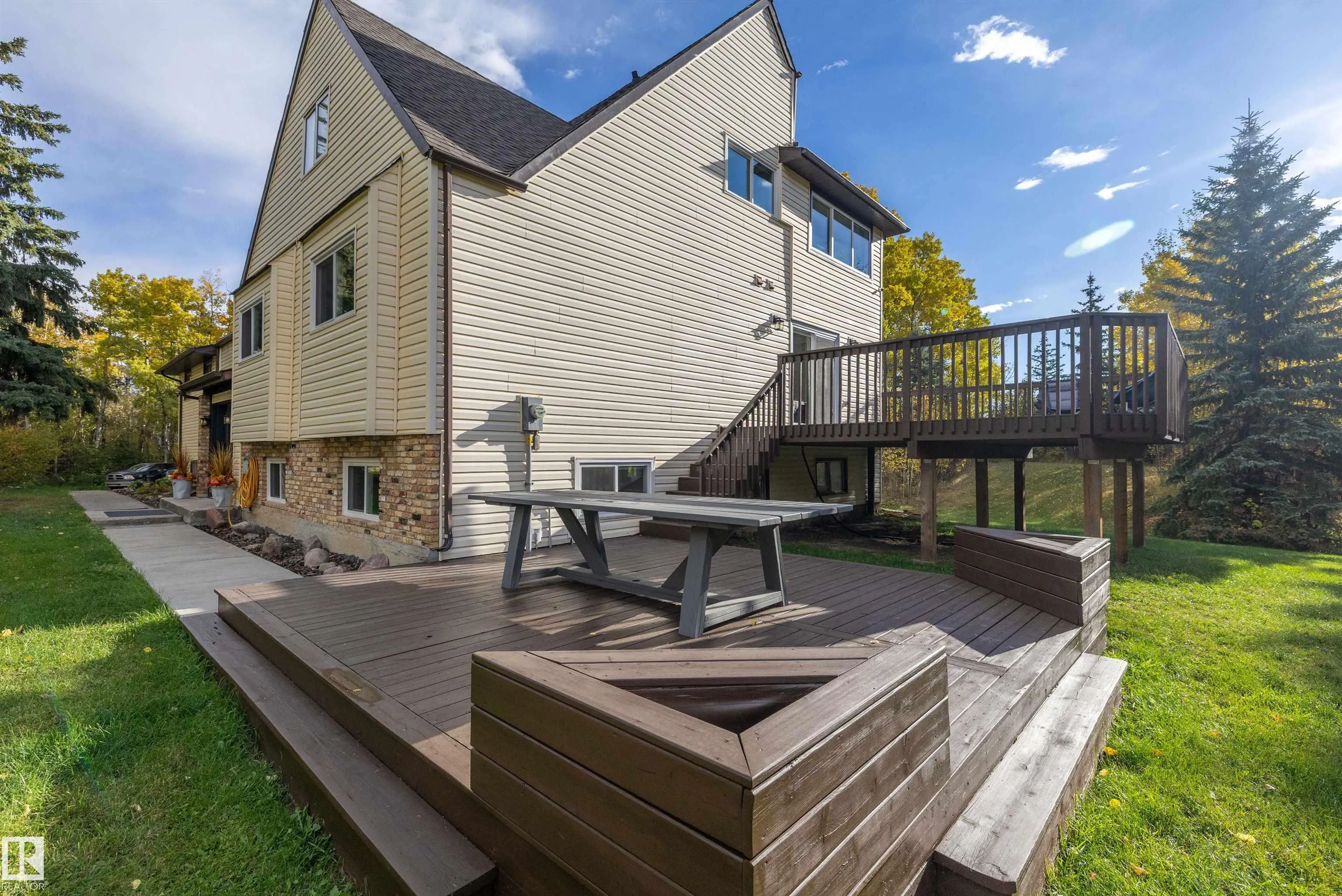 52470 RANGE ROAD 221
