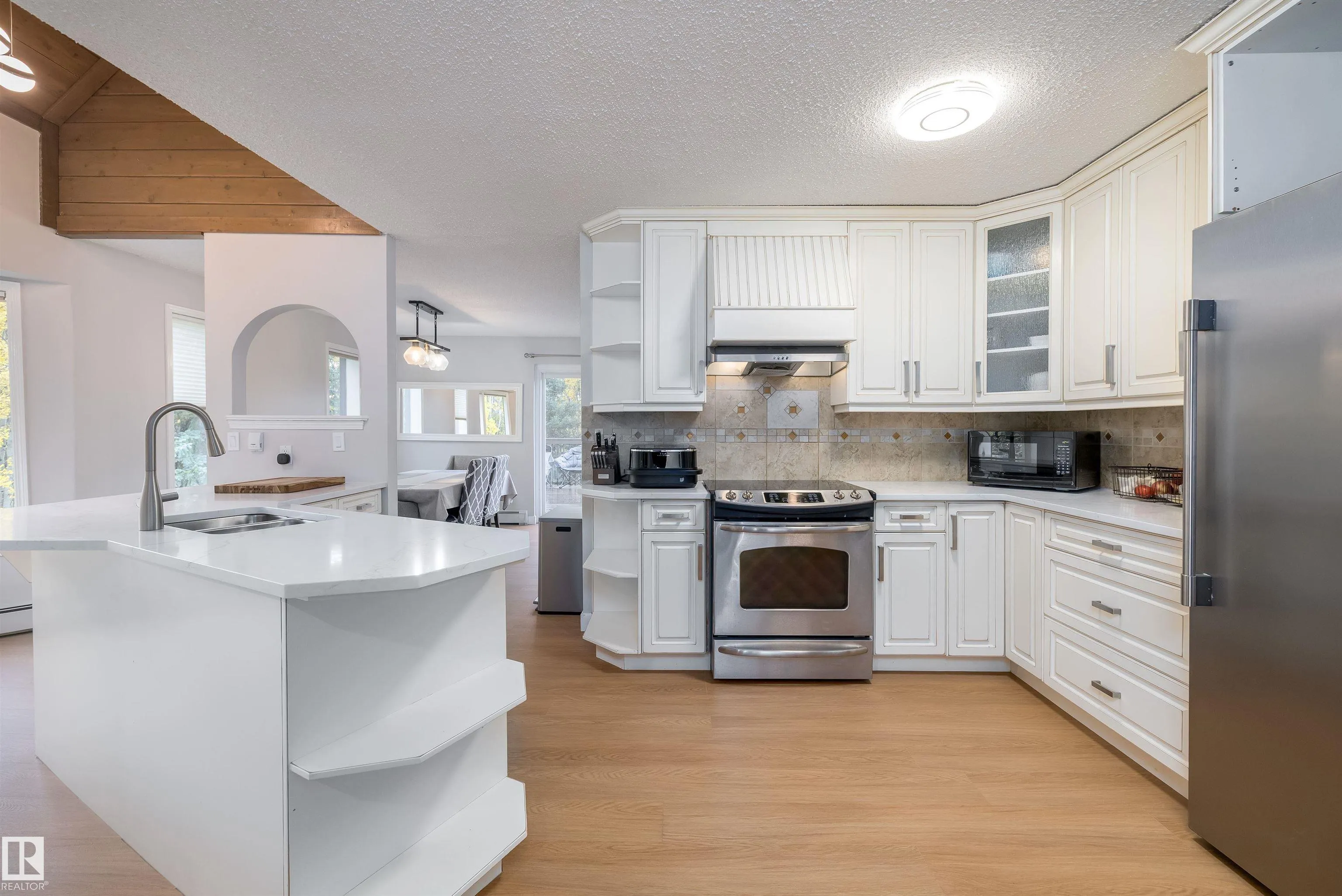 52470 RANGE ROAD 221