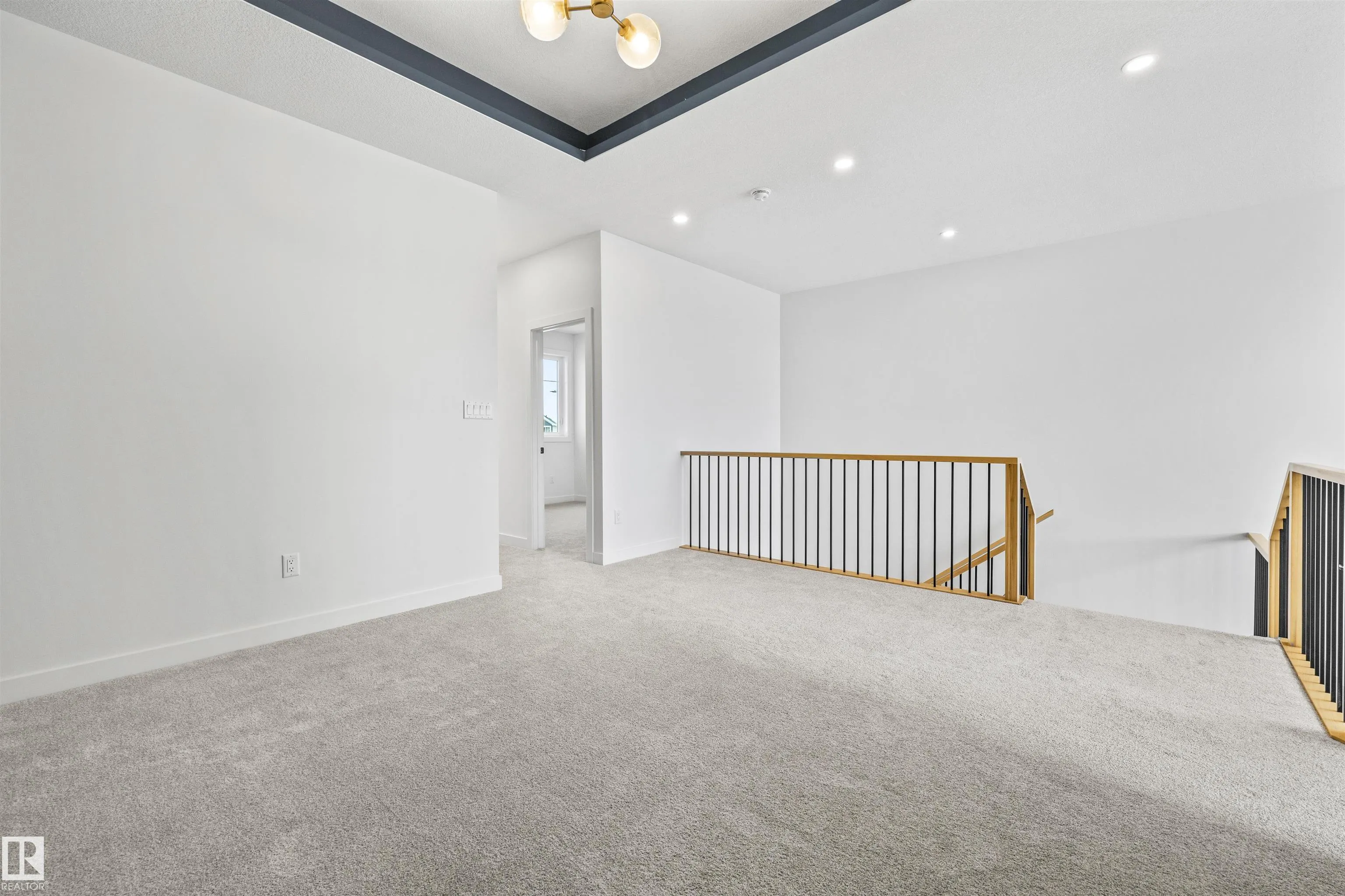 6 ENNS Court