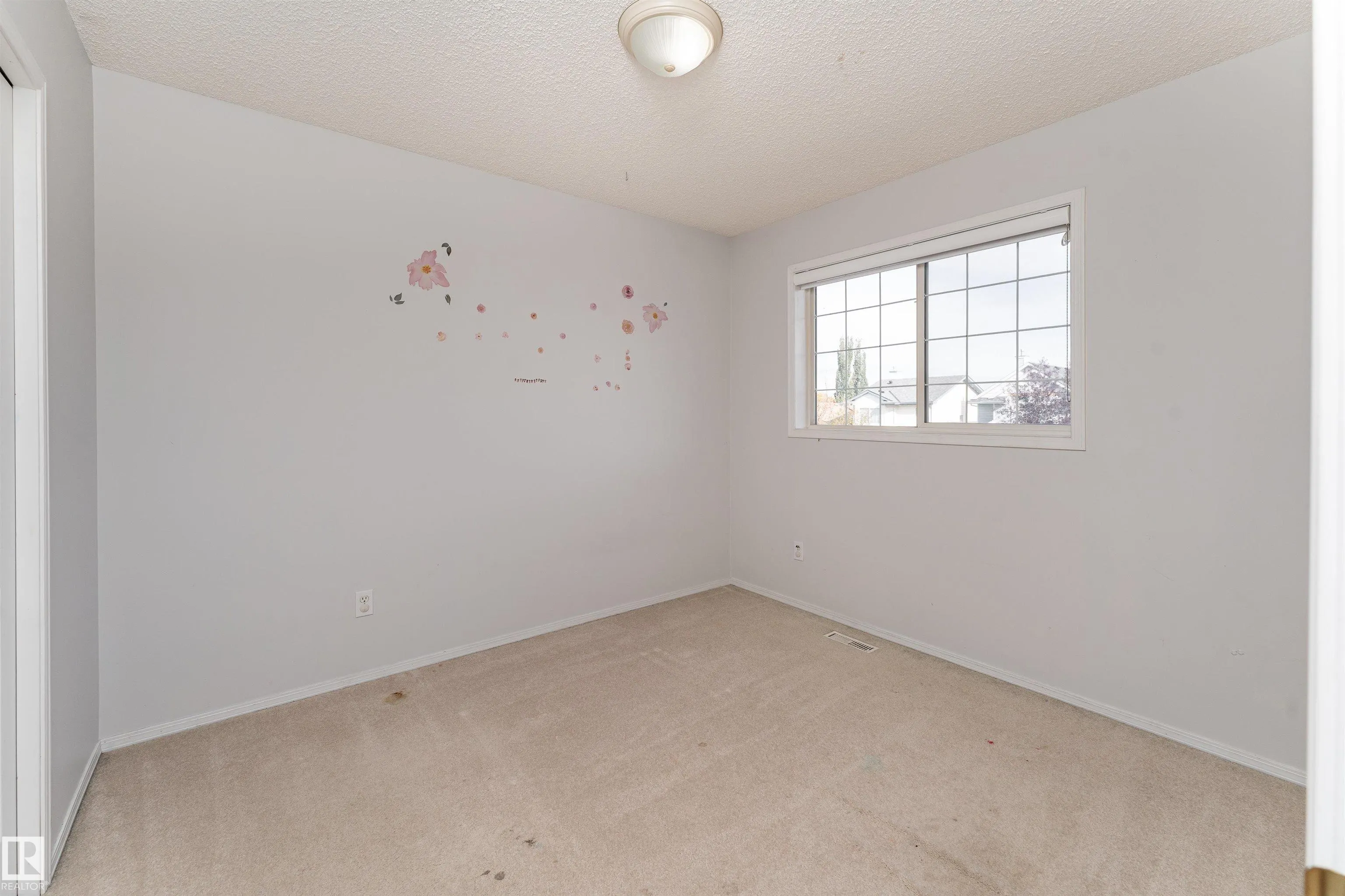 15406 138A Street