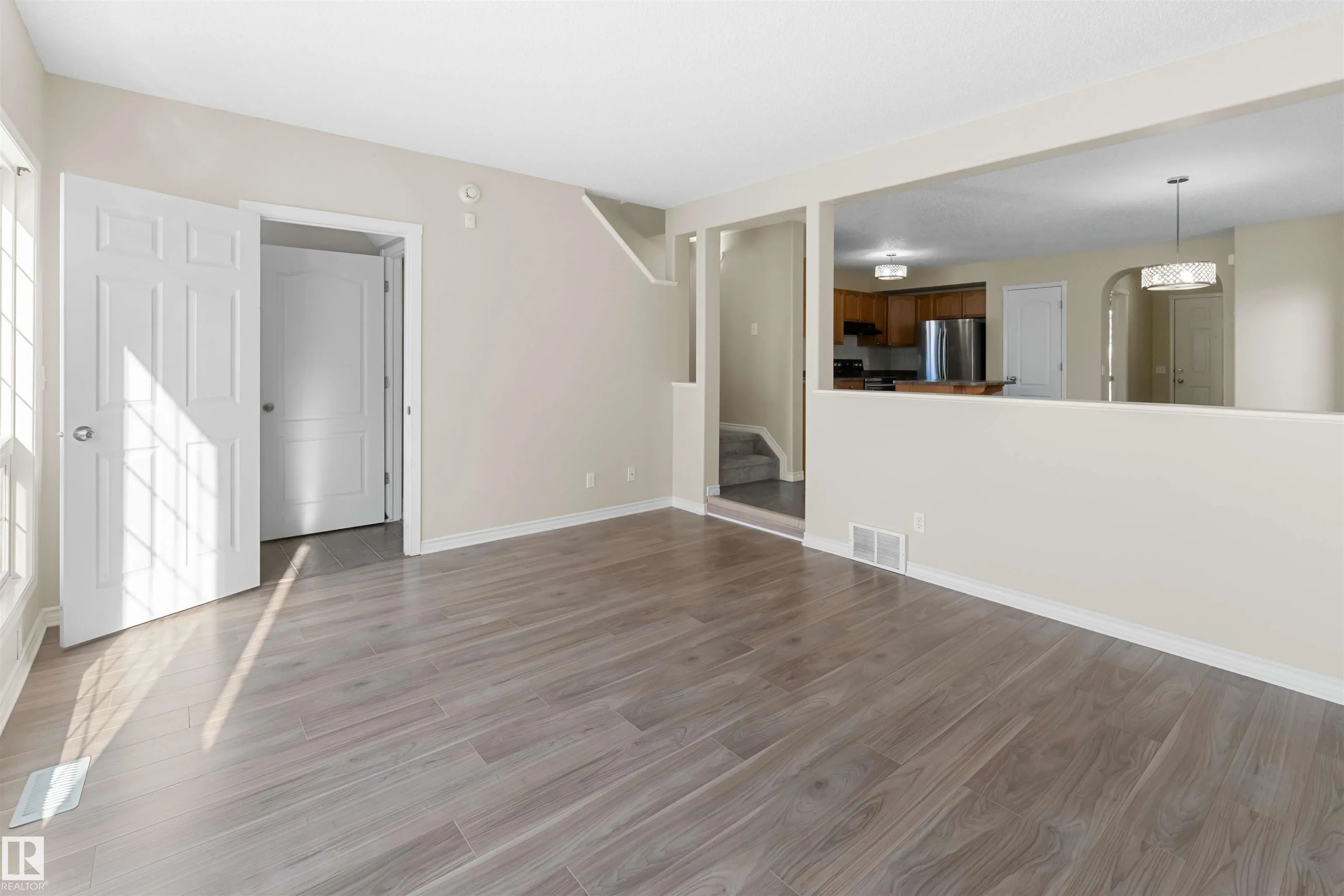 460 GIBB Wynd