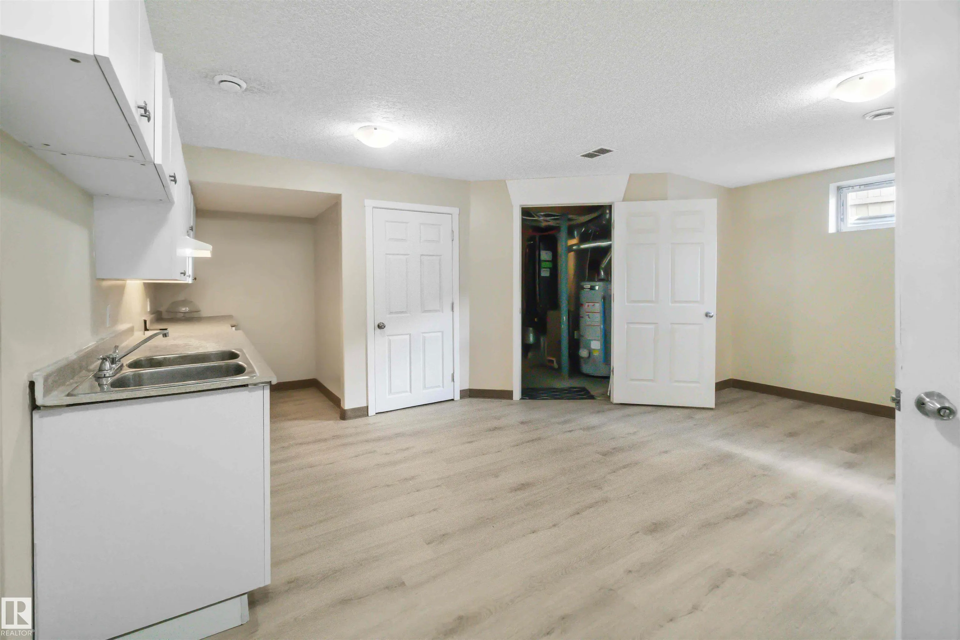 460 GIBB Wynd