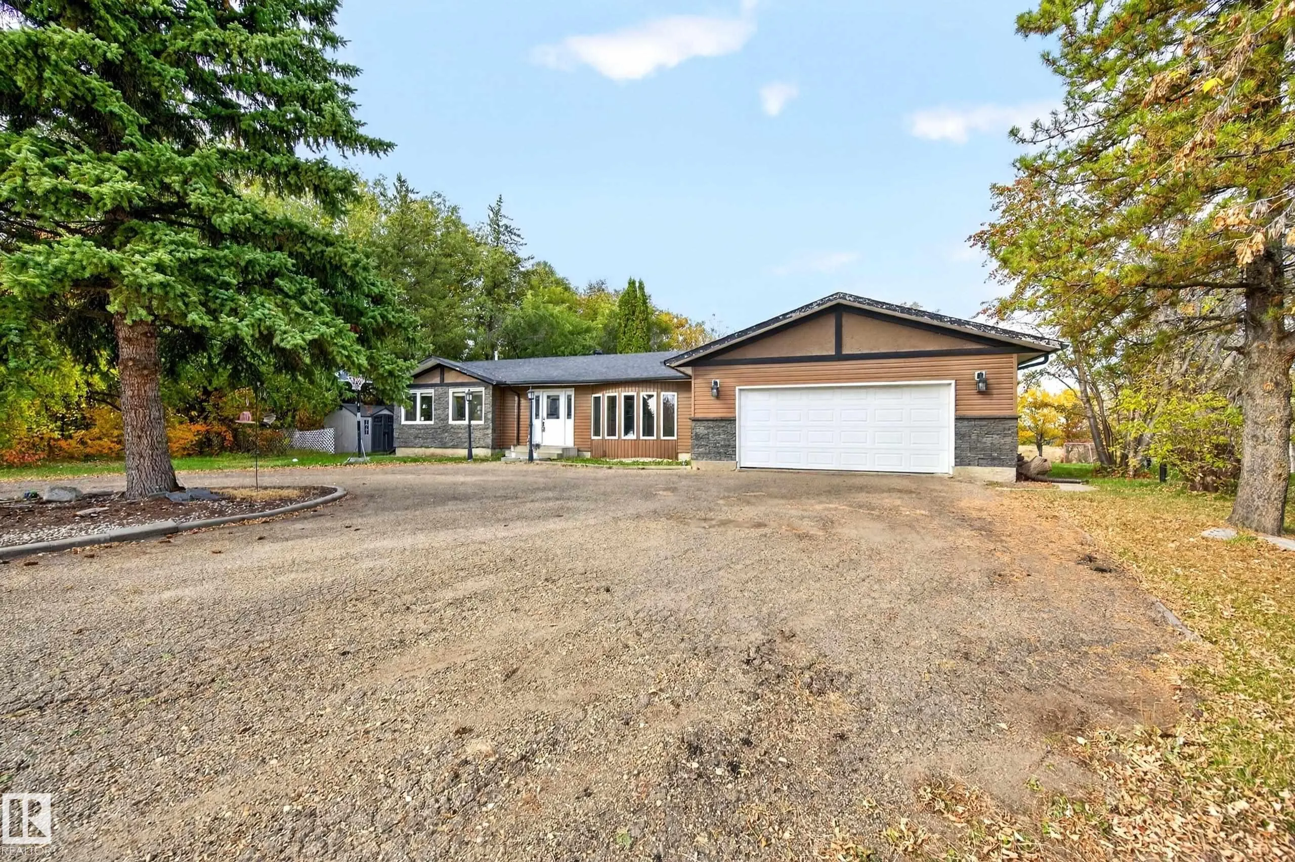 52472 RGE ROAD 224