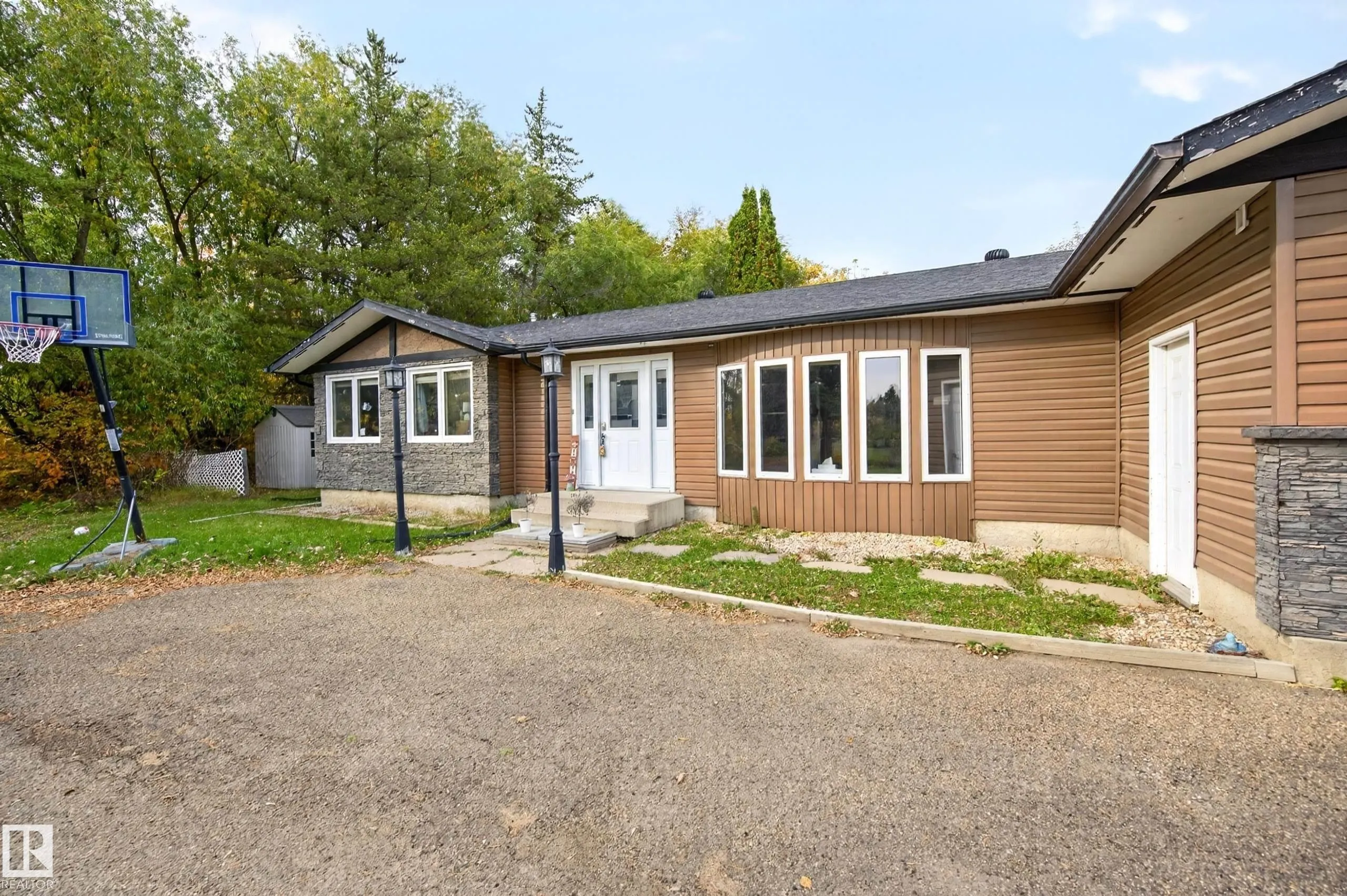 52472 RGE ROAD 224