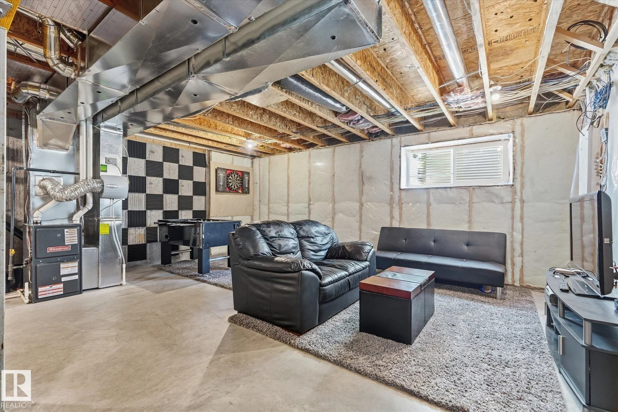 4835 WRIGHT Drive