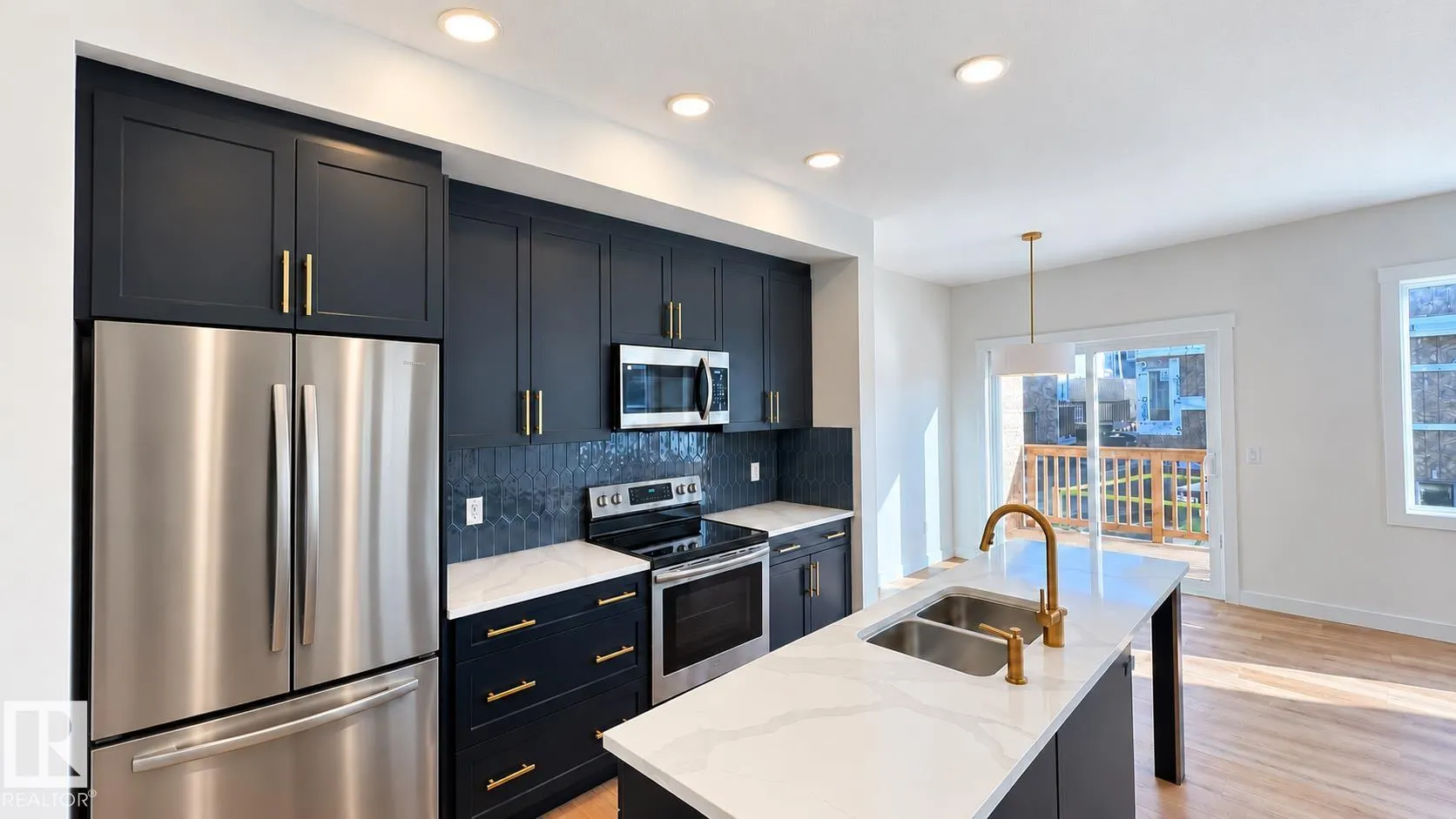 710 Mattson