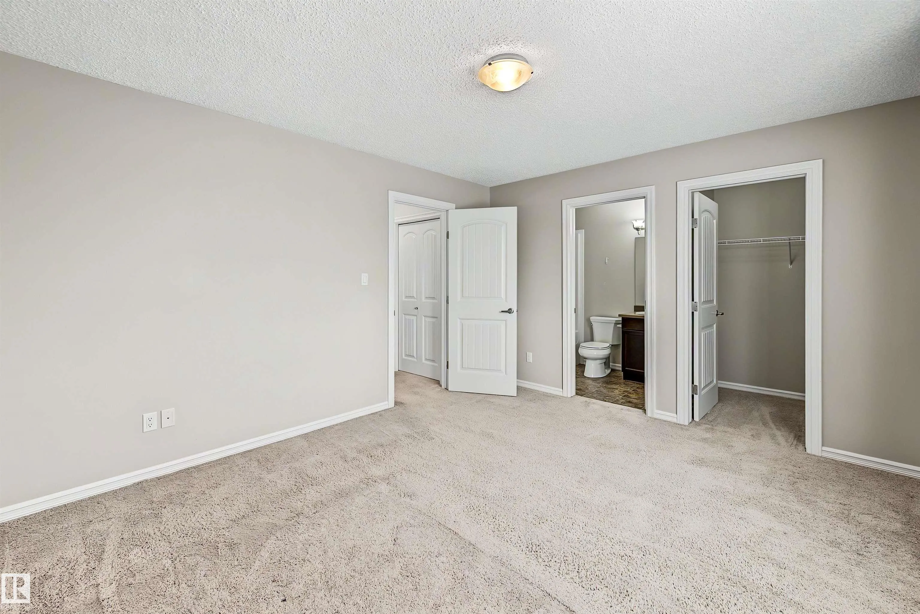 7062 CARDINAL Way