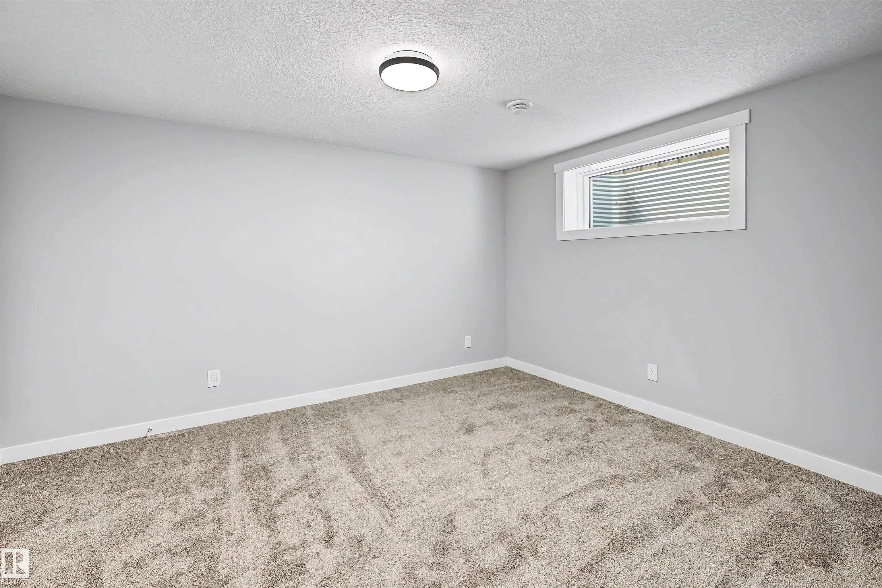 7062 CARDINAL Way