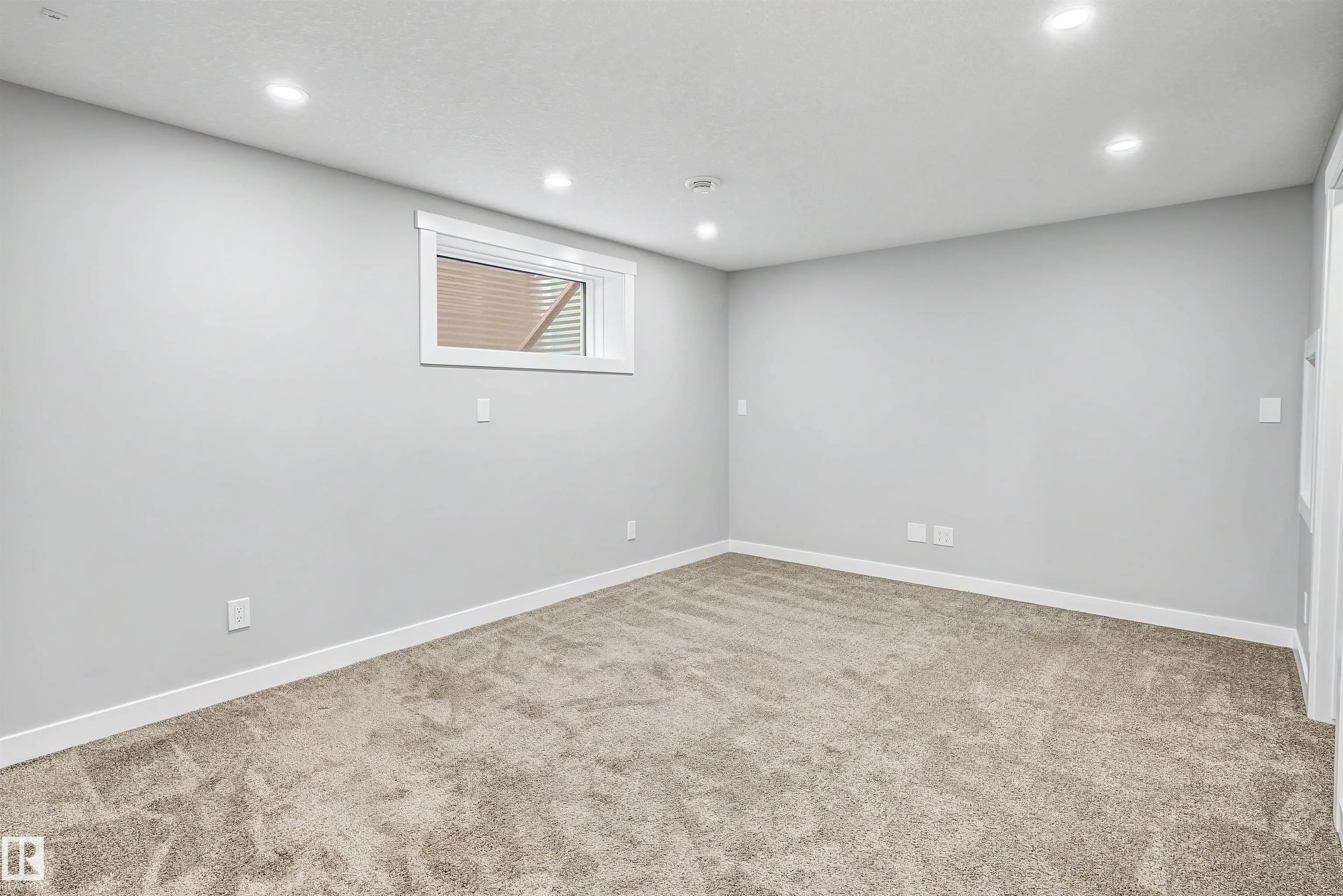 7062 CARDINAL Way