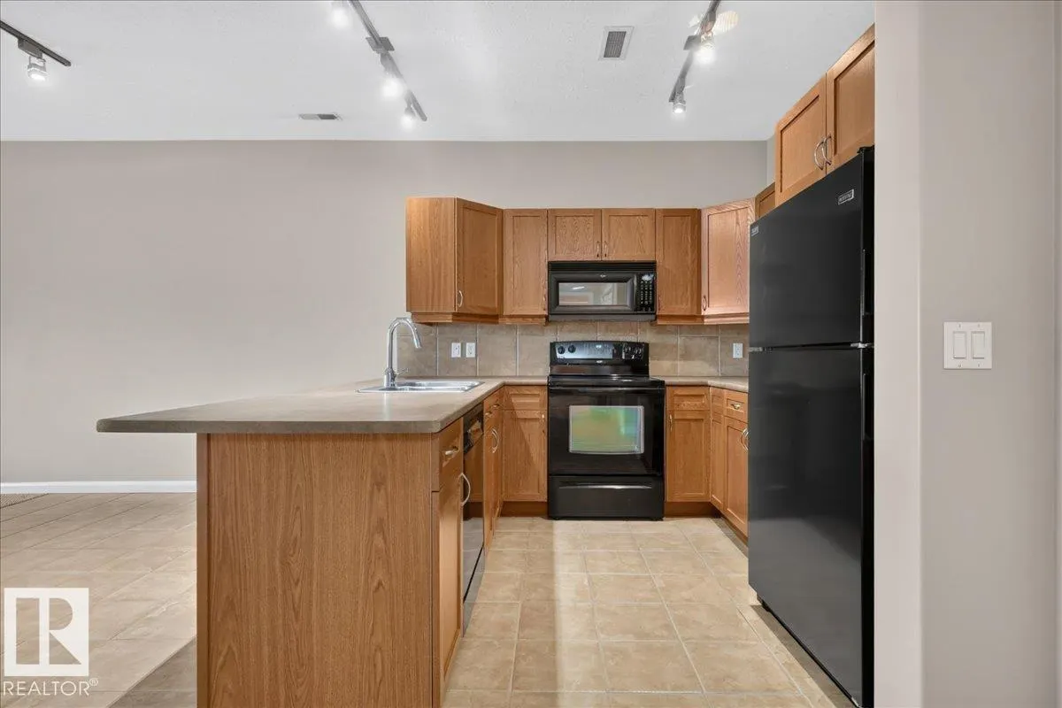 160 MAGRATH Road