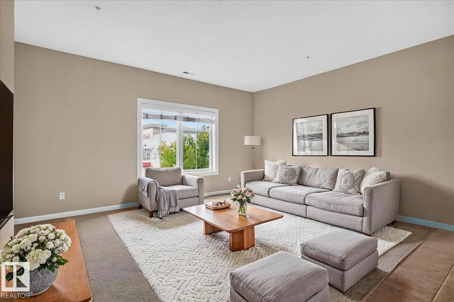 160 MAGRATH Road