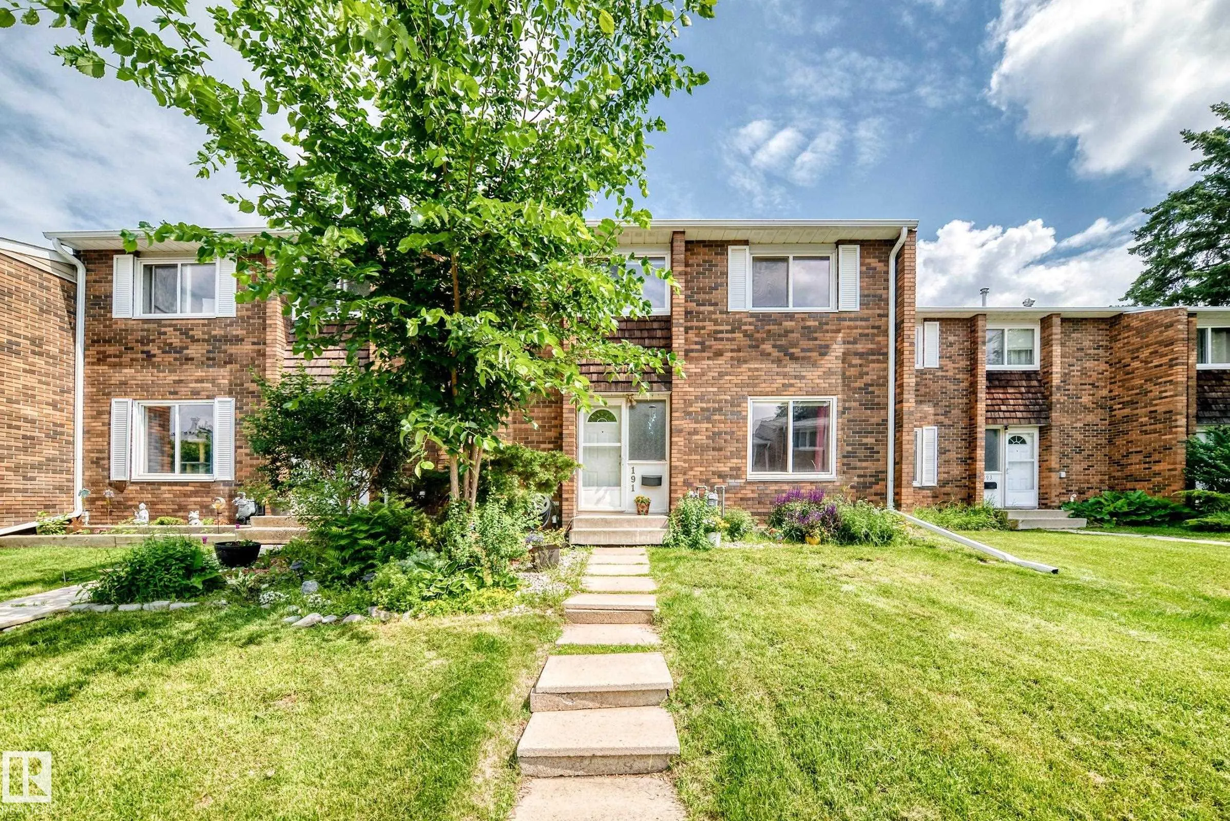 191 Ridgewood Terrace