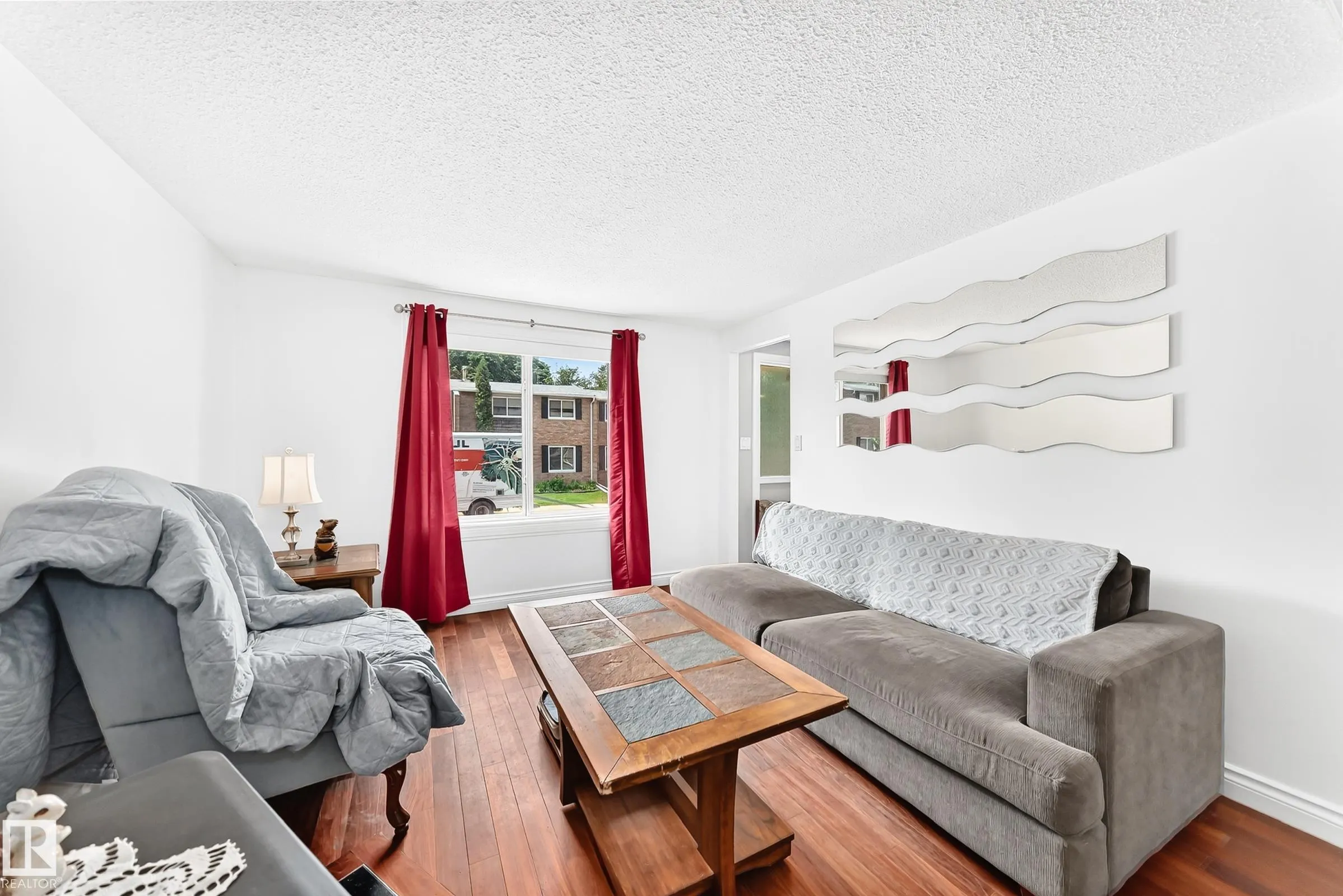 191 Ridgewood Terrace