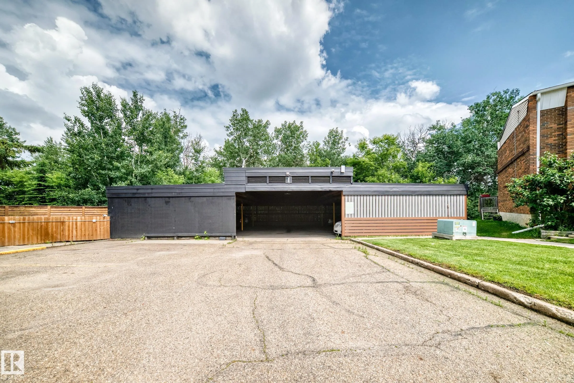 191 Ridgewood Terrace