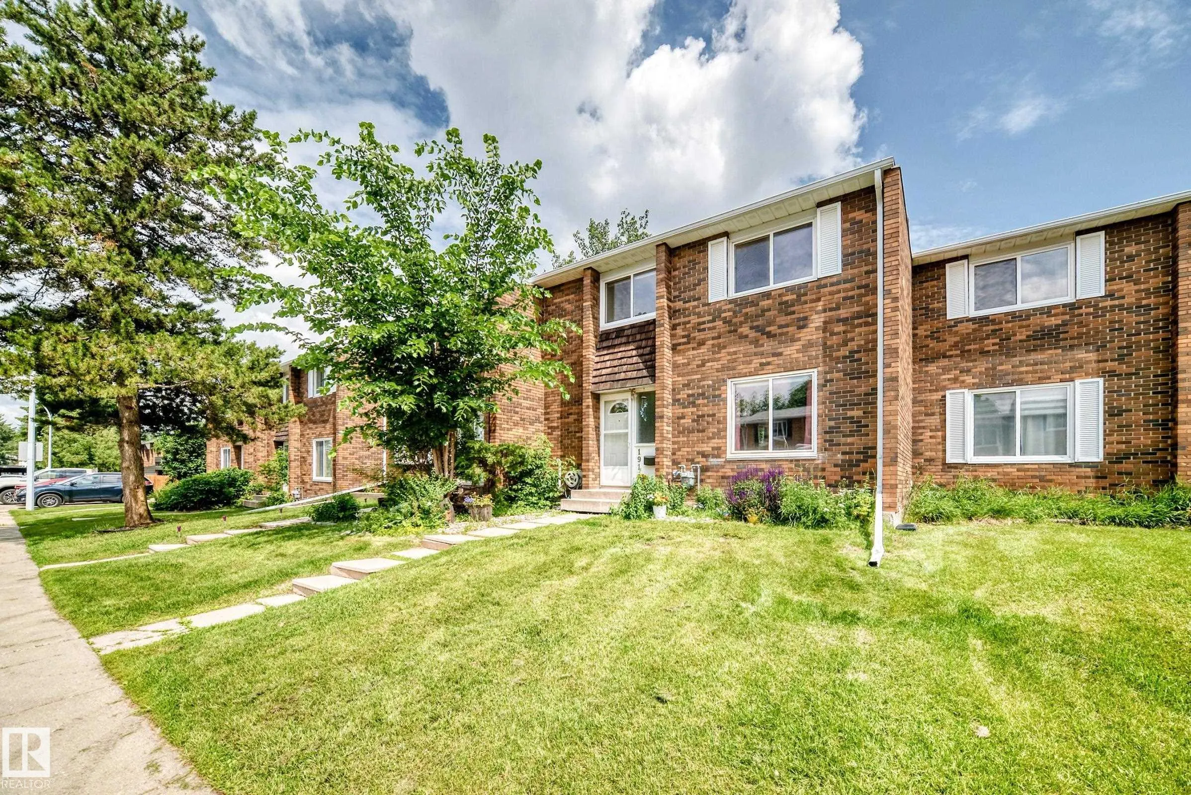 191 Ridgewood Terrace