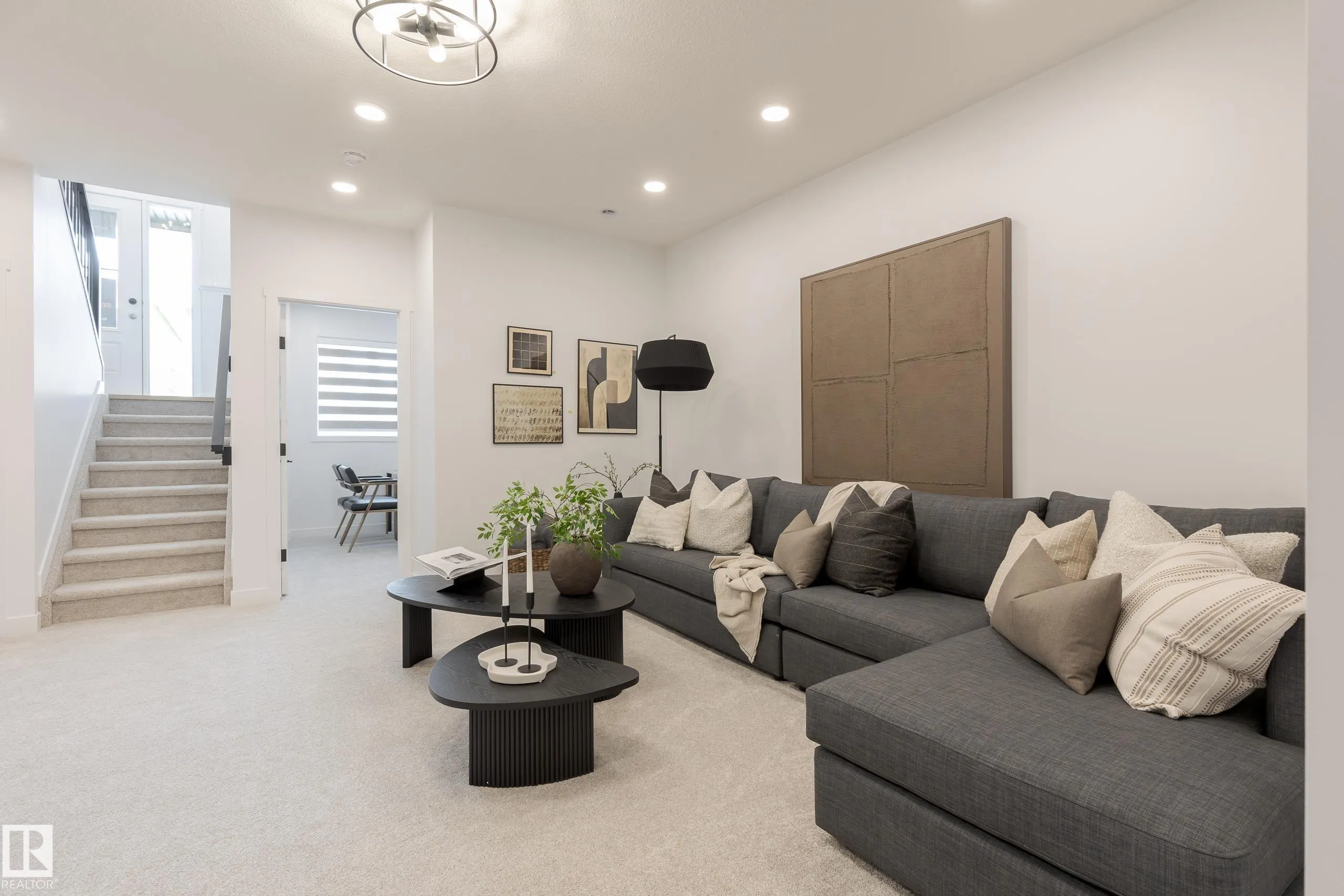 592 Ashgrove Circle