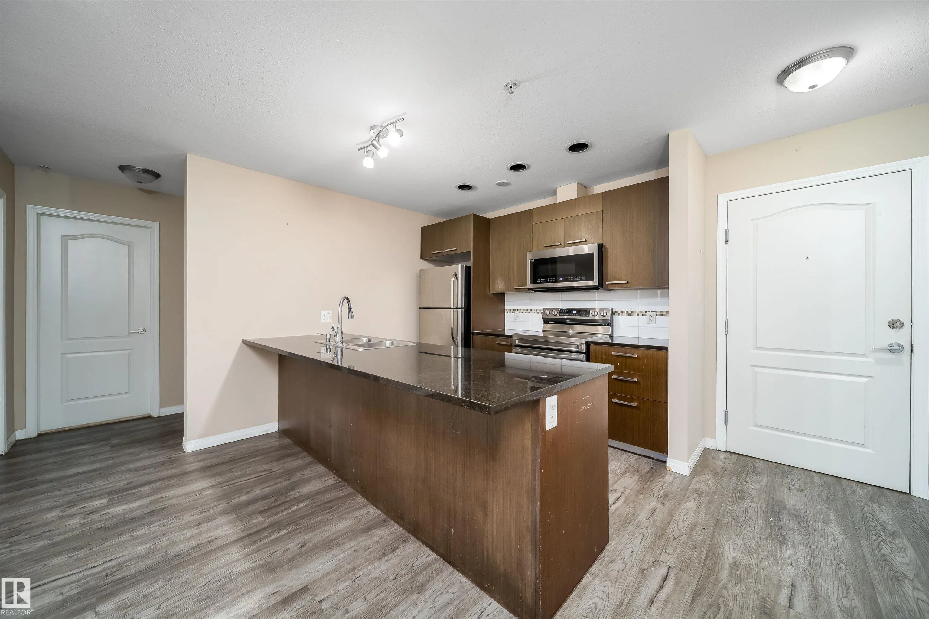 9351 SIMPSON Drive