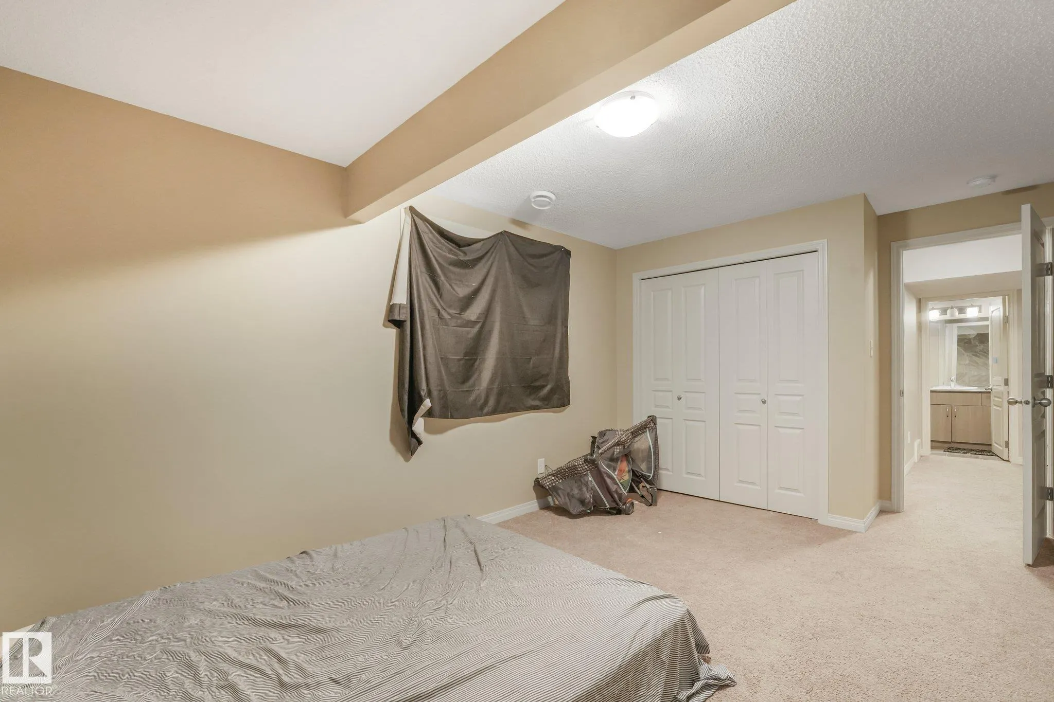 1621 DAVIDSON GREEN Green