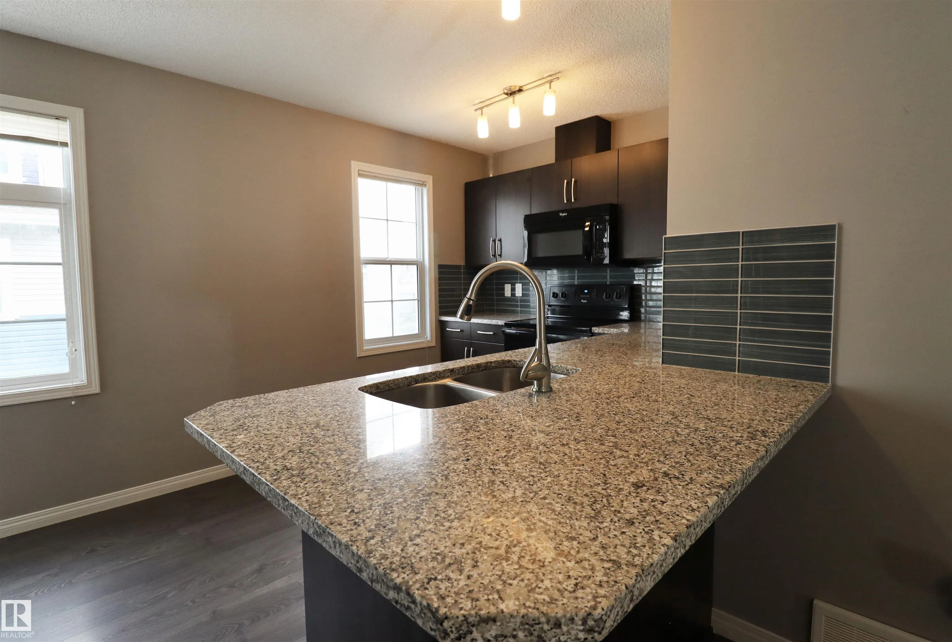 9151 SHAW Way