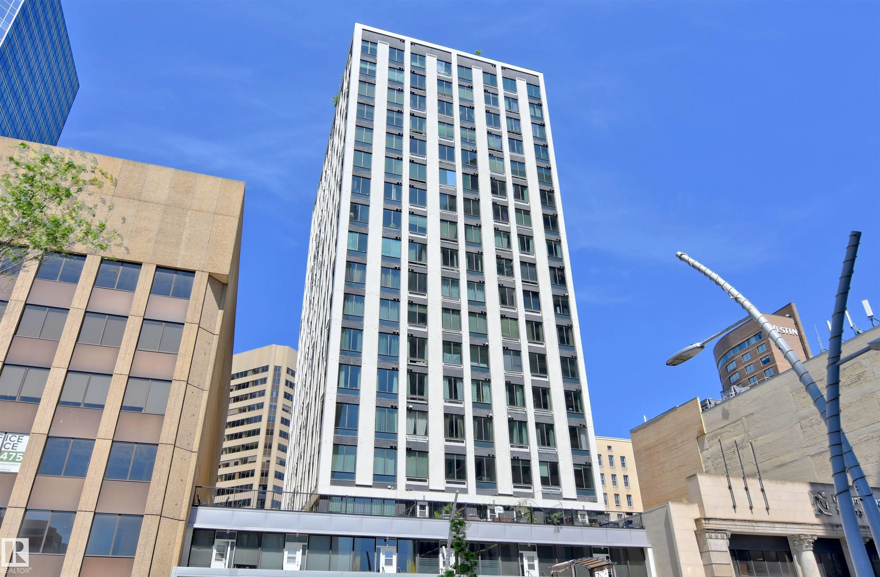 10024 Jasper Avenue