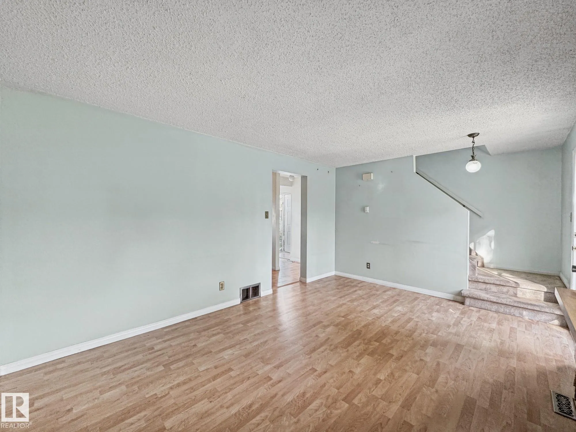 144 HABITAT Crescent