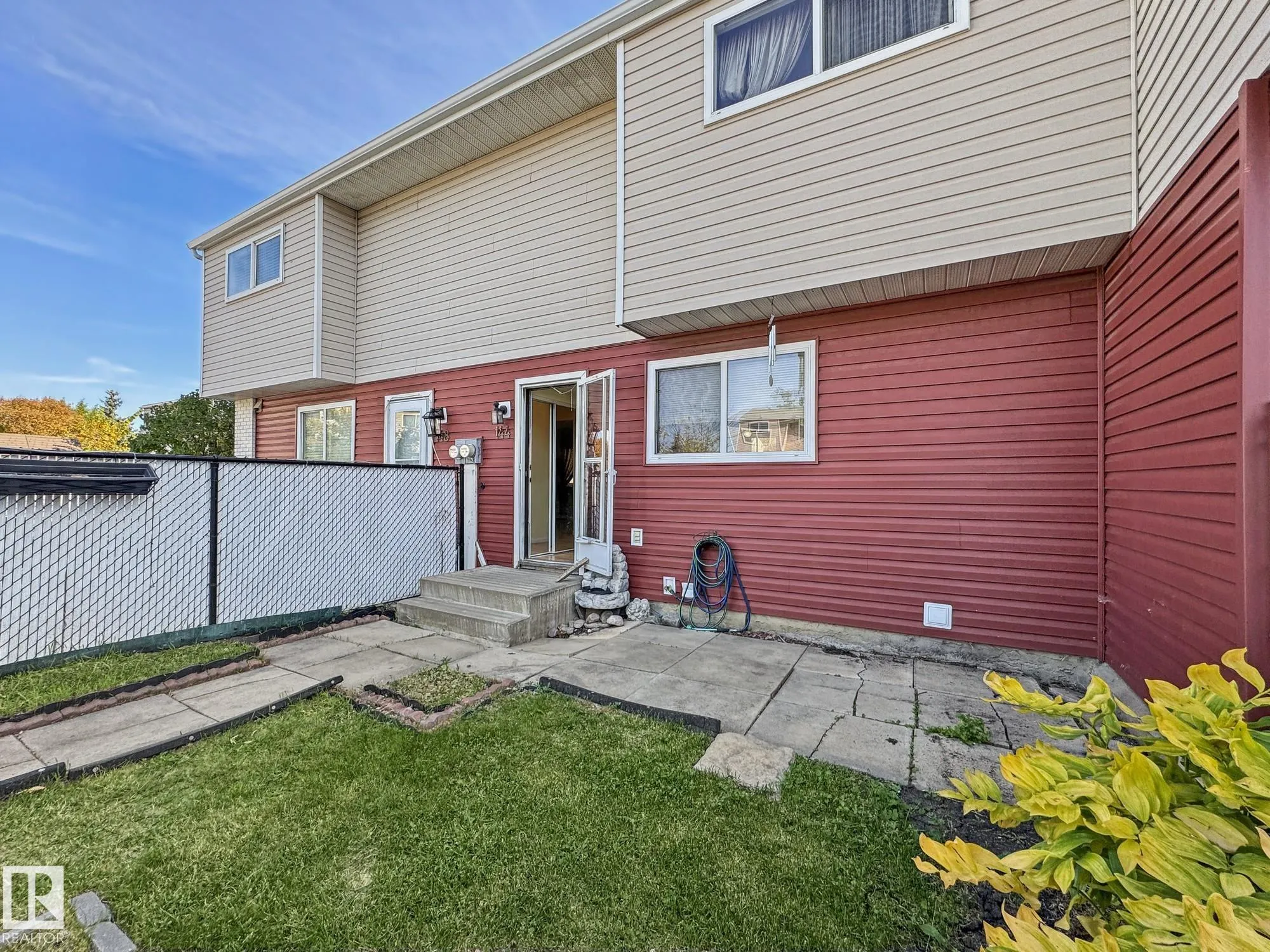 144 HABITAT Crescent