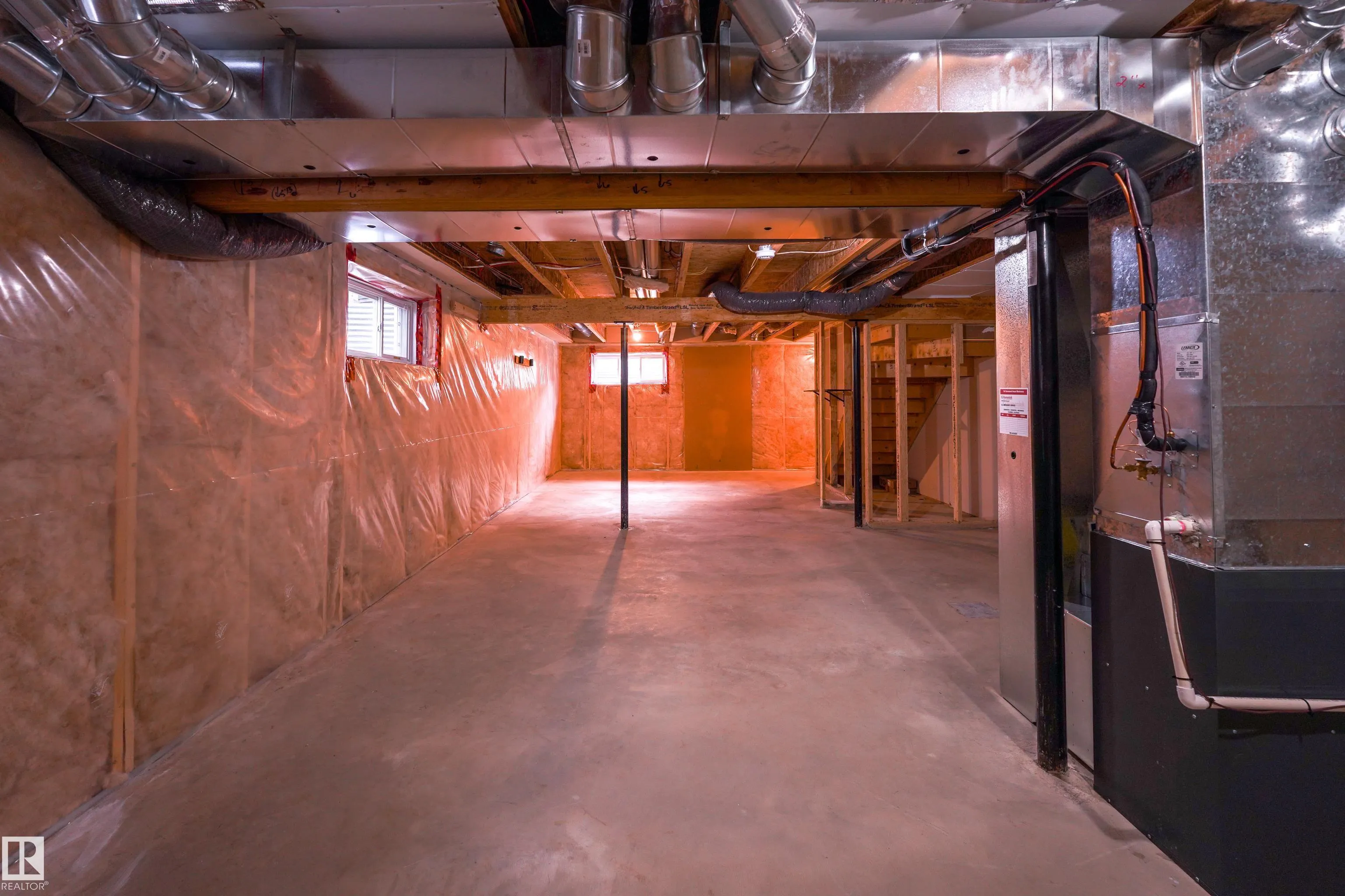 13507 165 Avenue