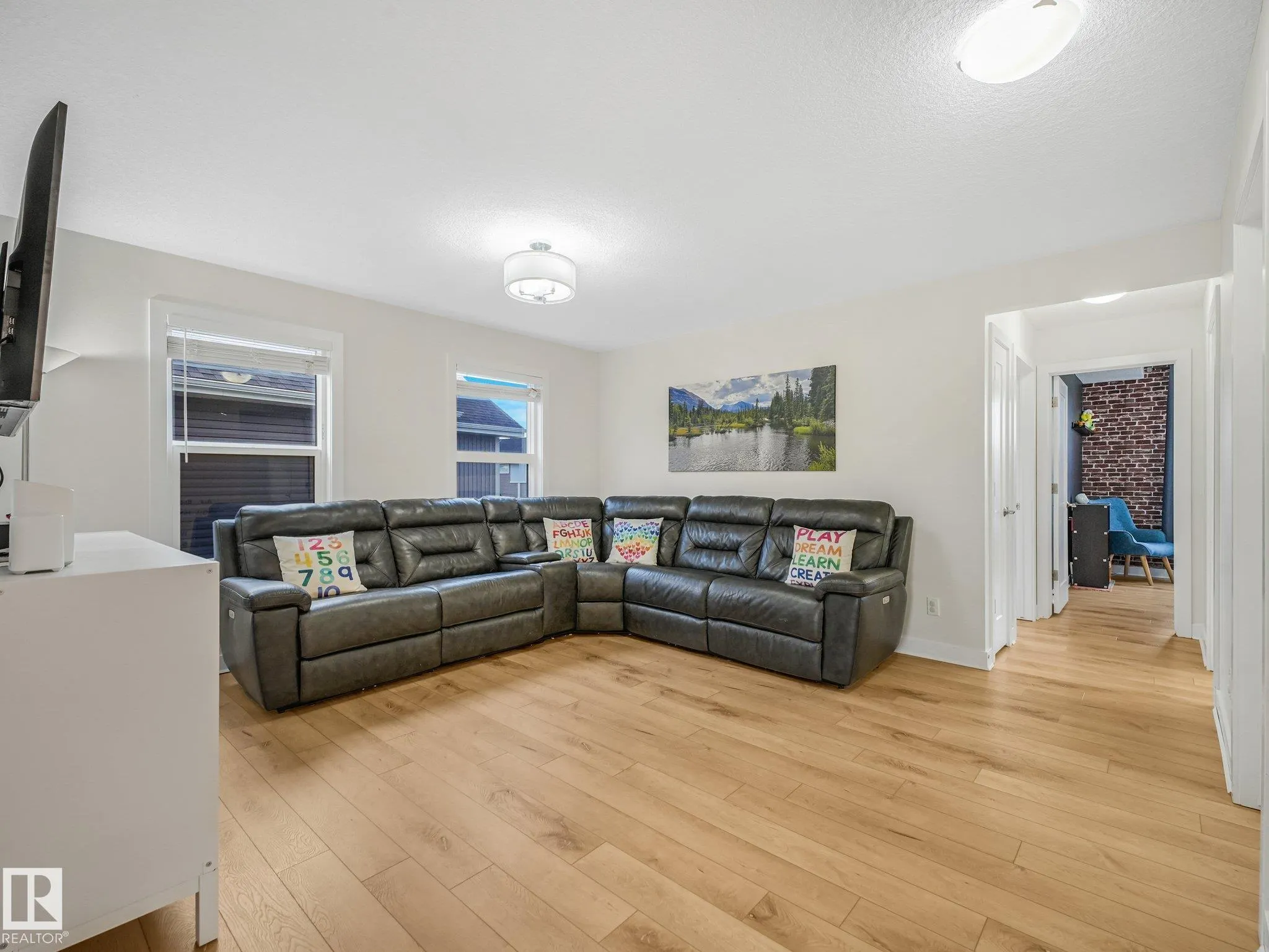 369 SIMPKINS Wynd