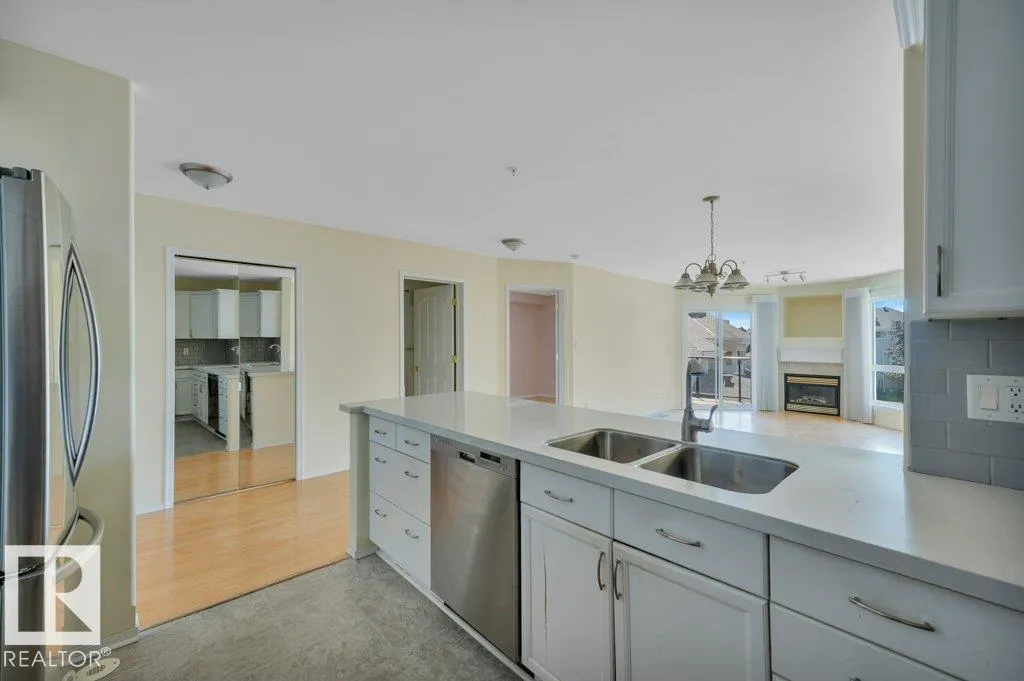 7839 96 Street