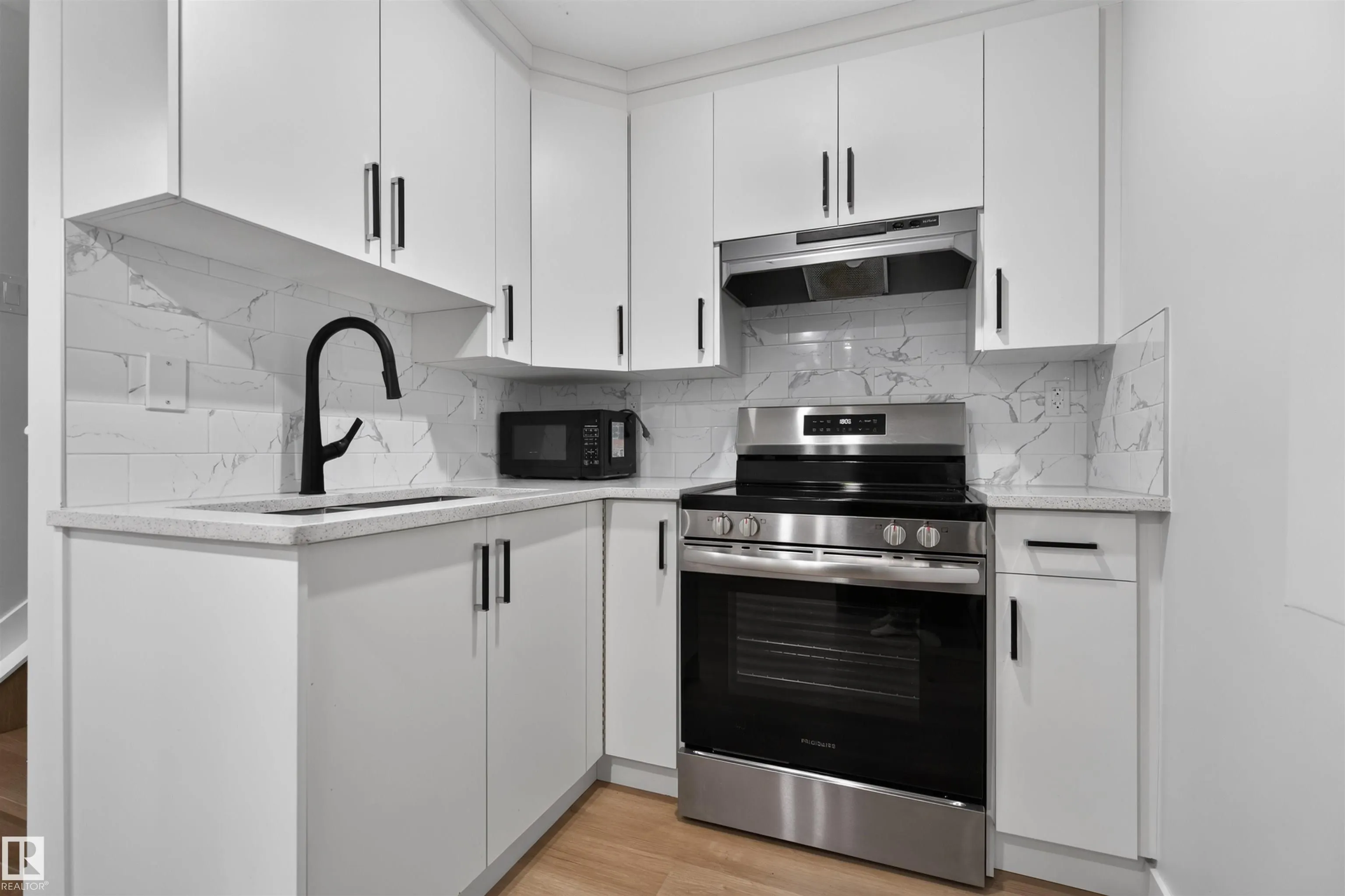 1304 BARNES Close