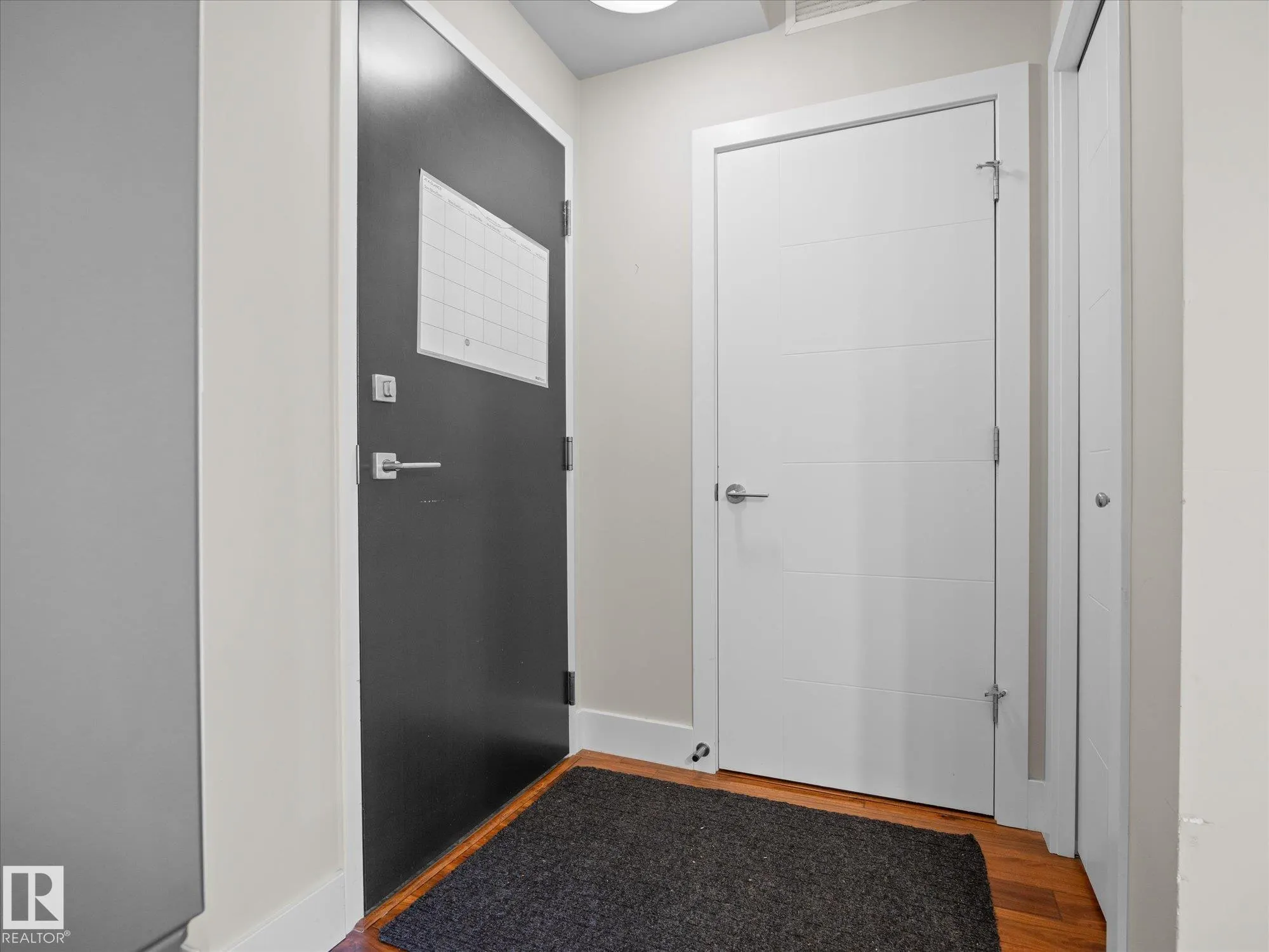200 BELLEROSE Drive