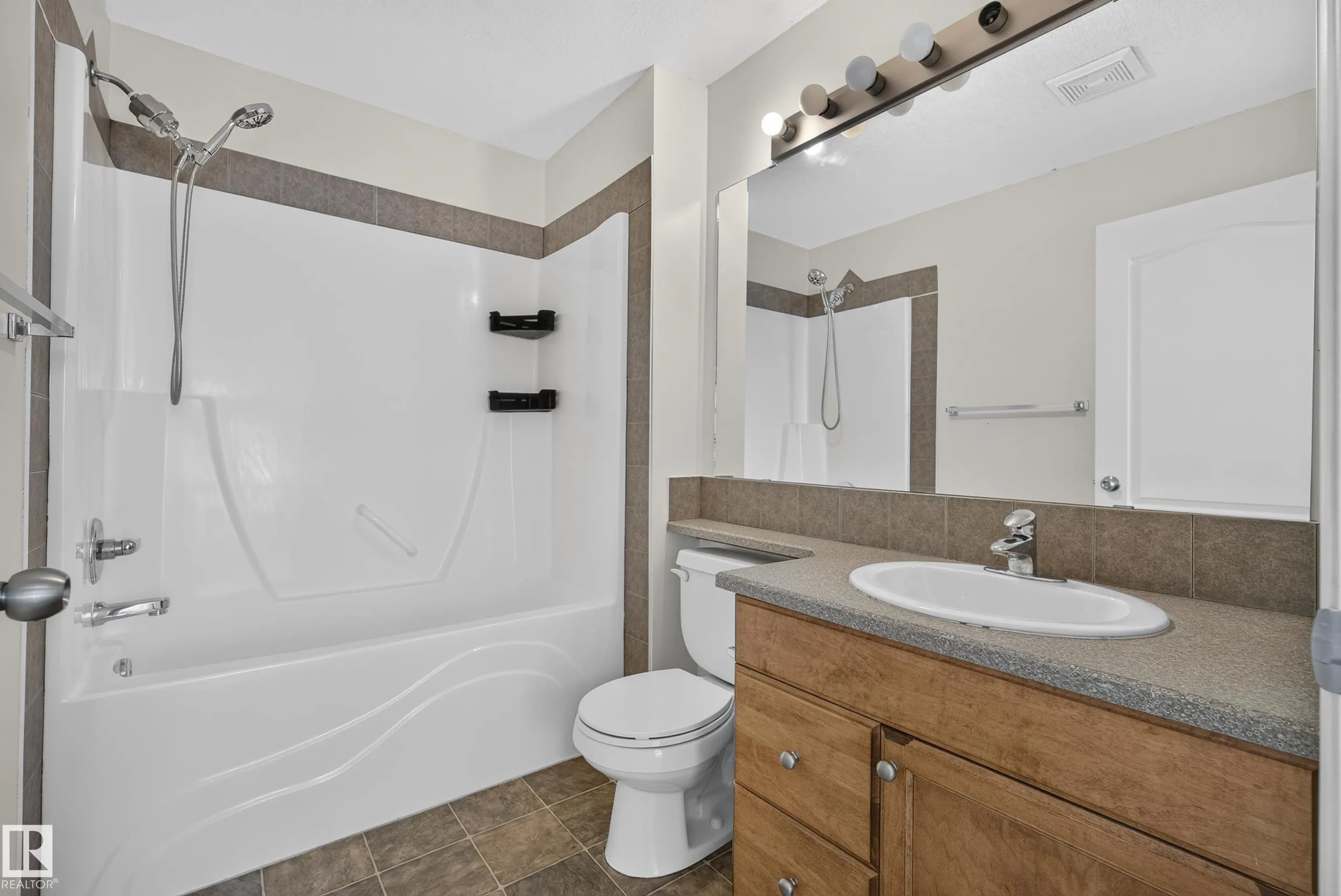 320 CLAREVIEW STATION Drive