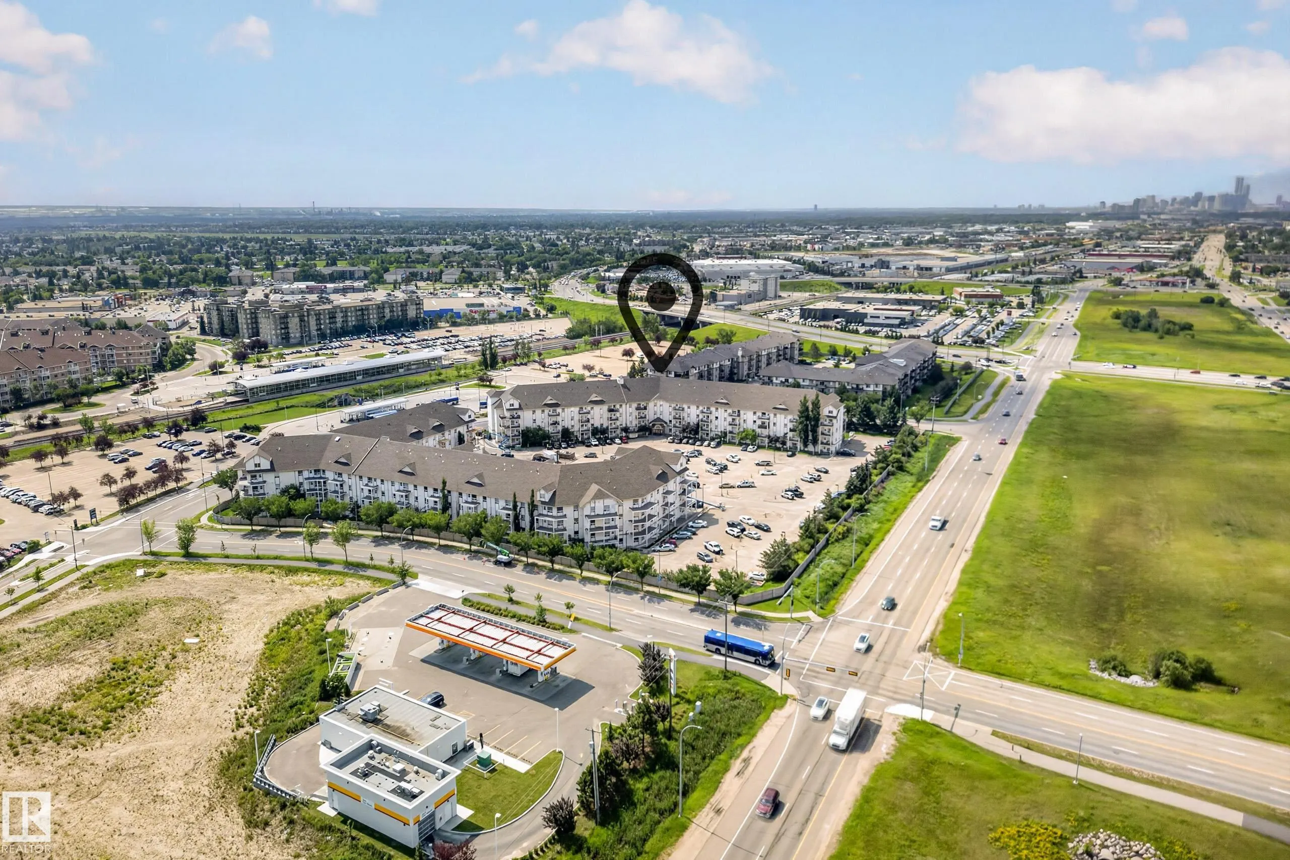 320 CLAREVIEW STATION Drive