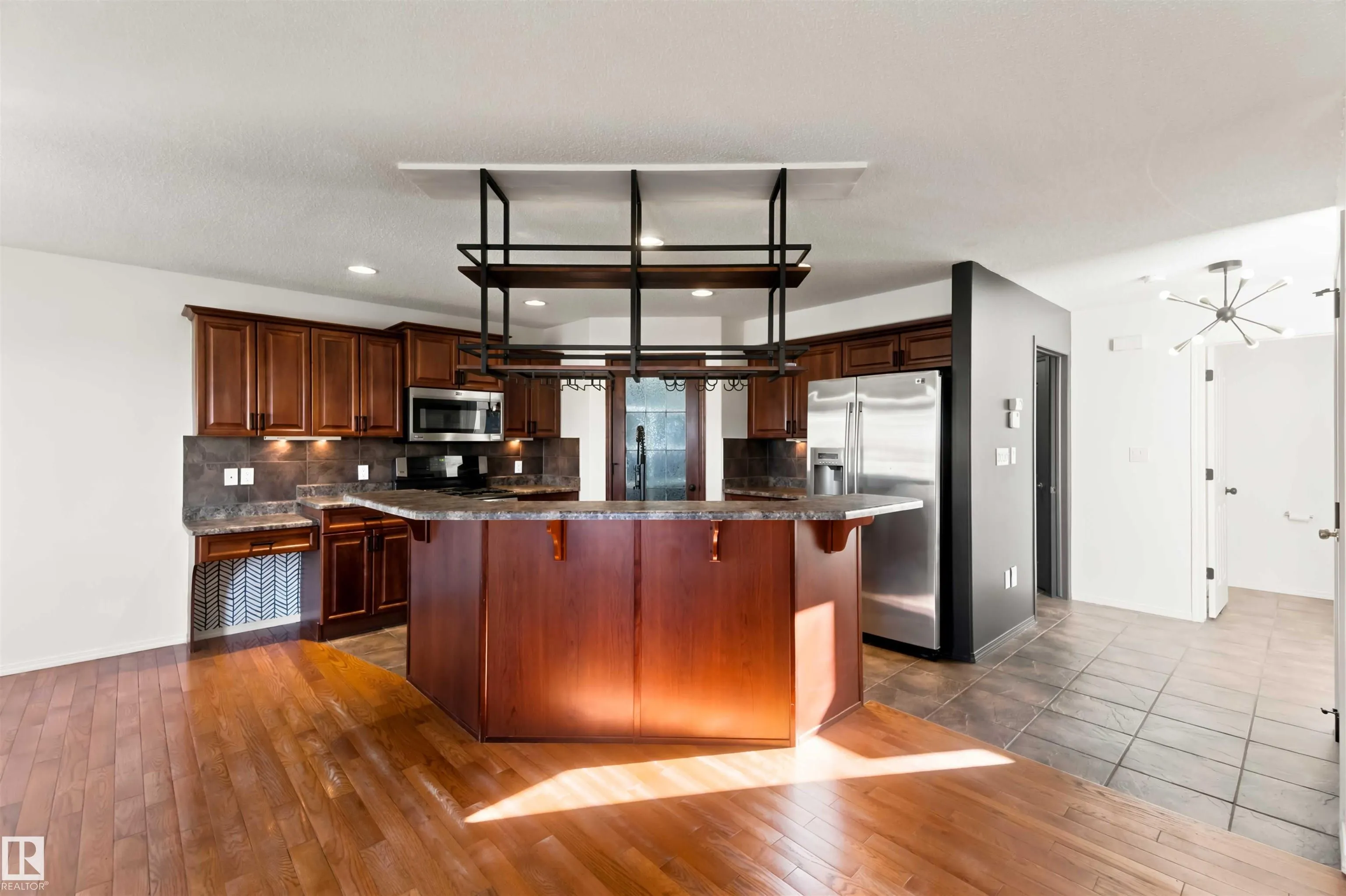 34 NORRIS Crescent