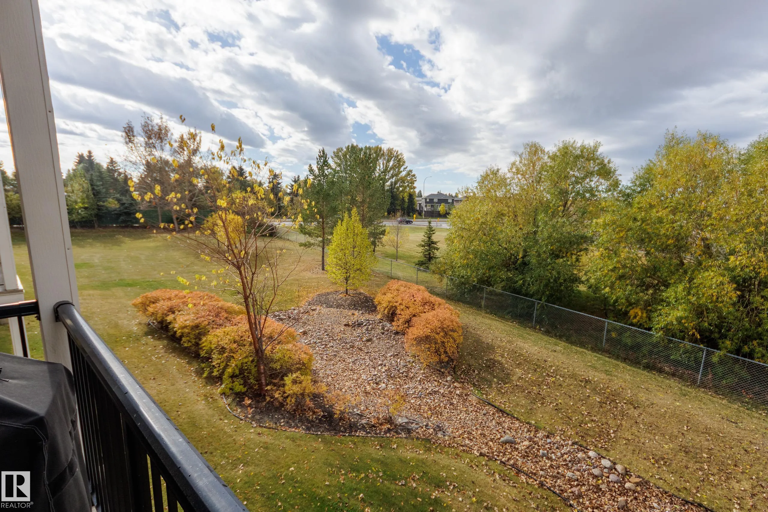 271 CHARLOTTE Way