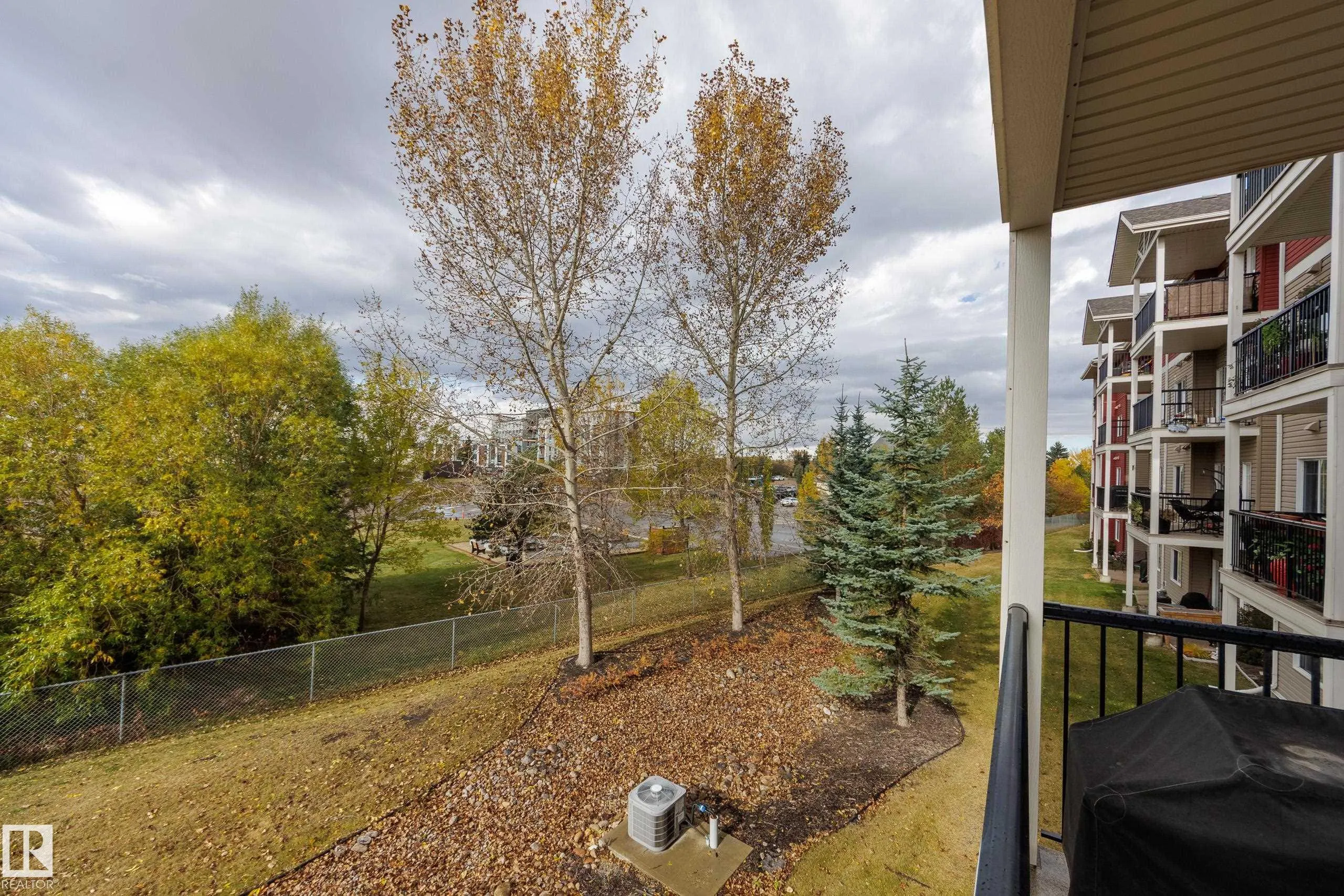 271 CHARLOTTE Way