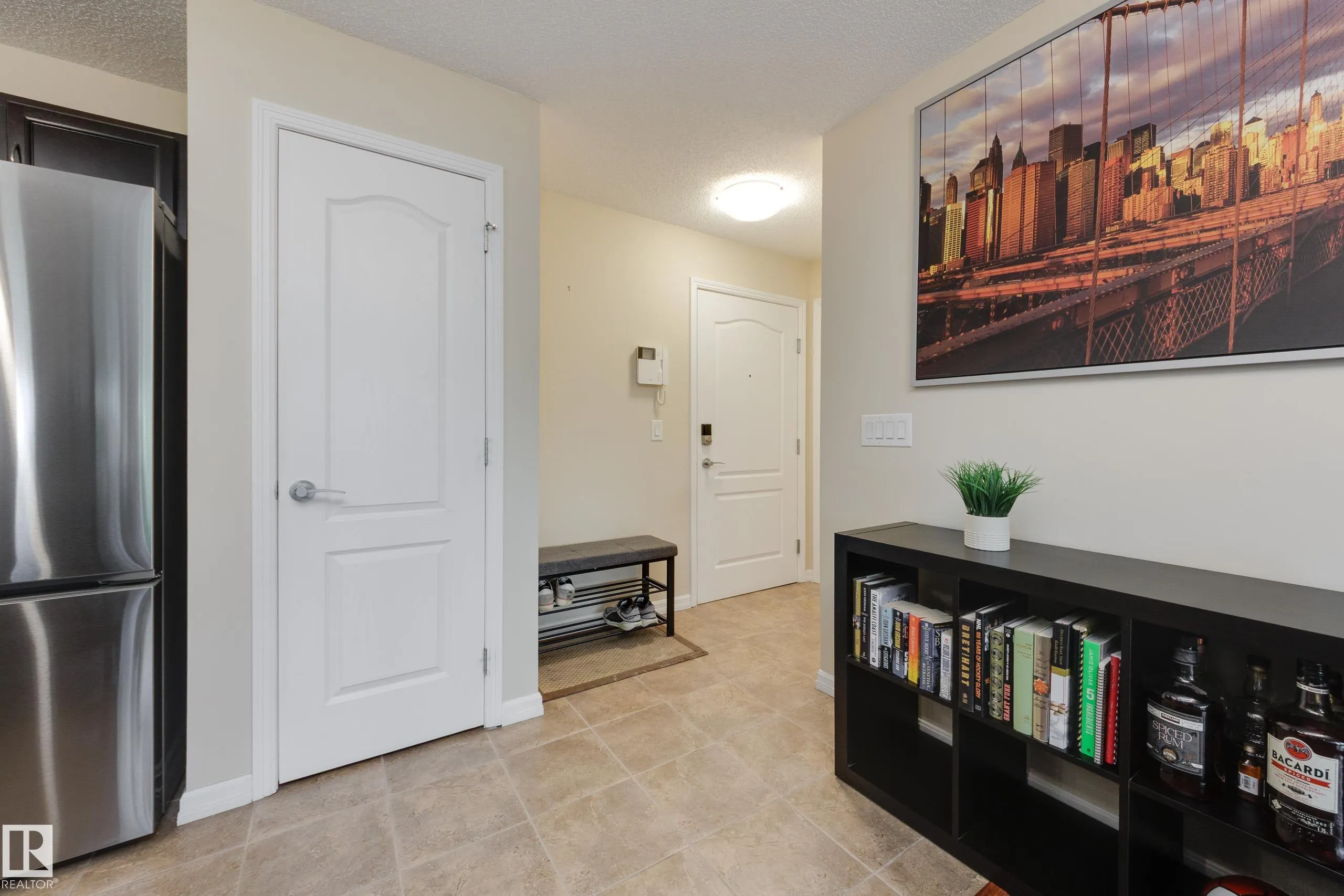 271 CHARLOTTE Way