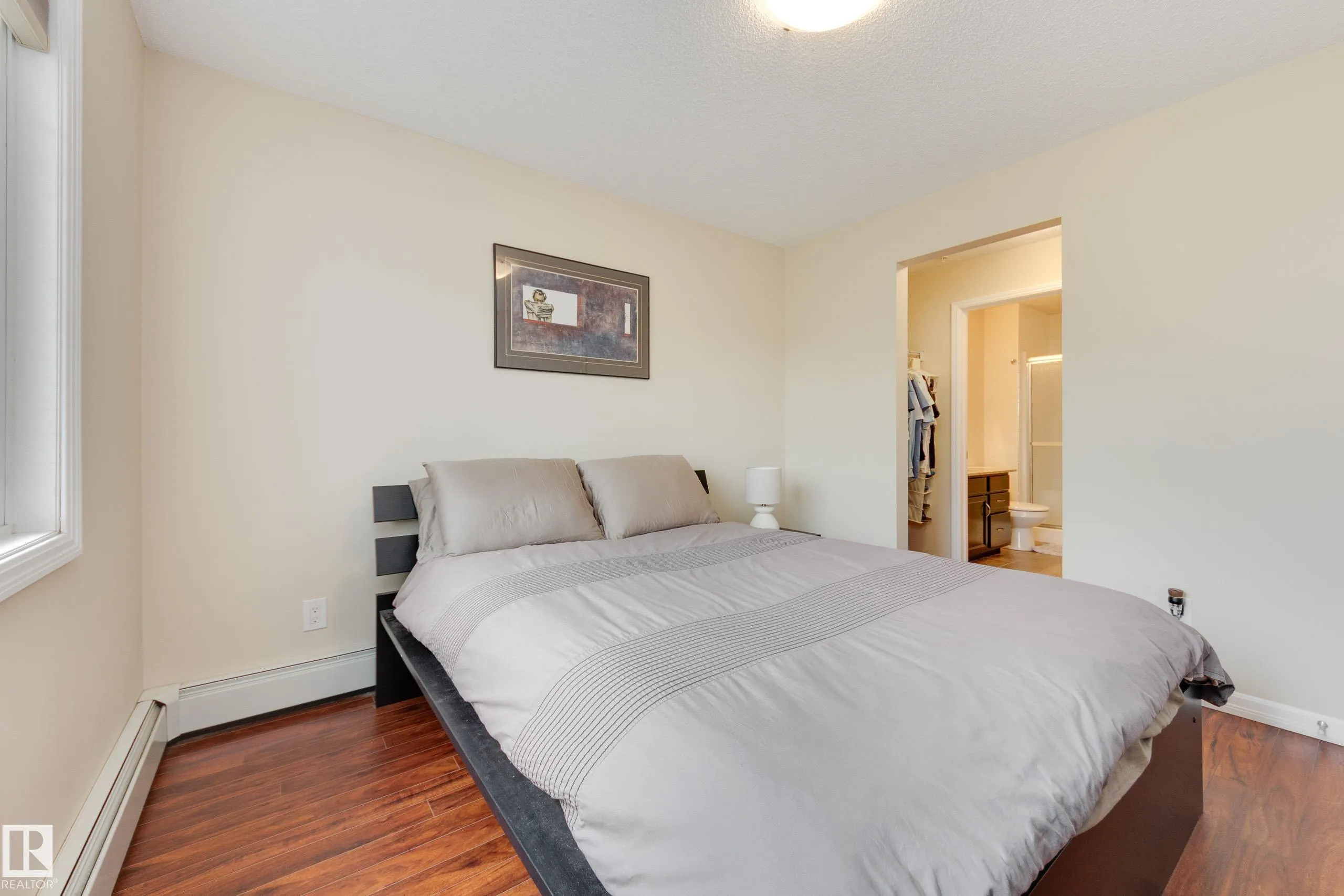 271 CHARLOTTE Way