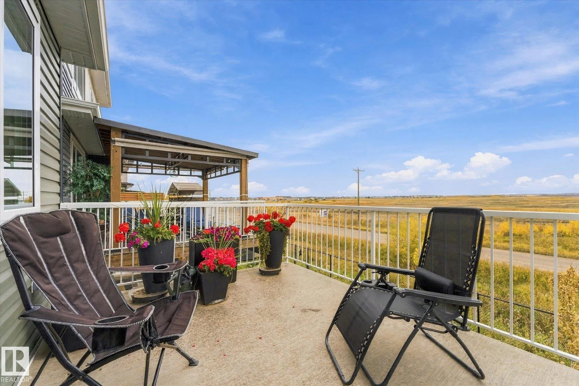 125 STARLING Way