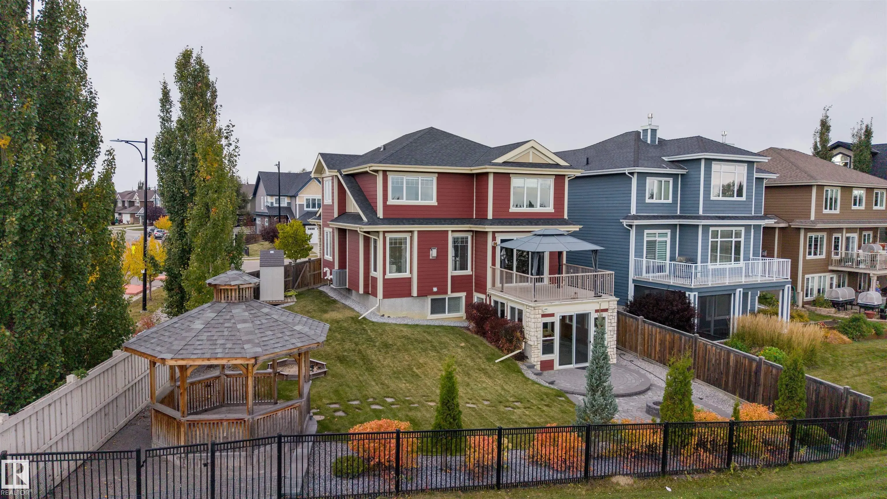 1 EASTVIEW ST
