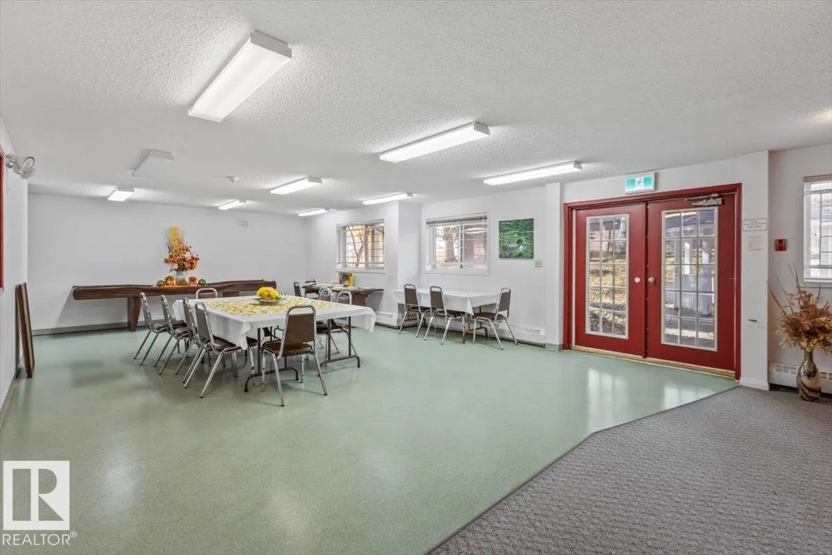 9760 176 Street