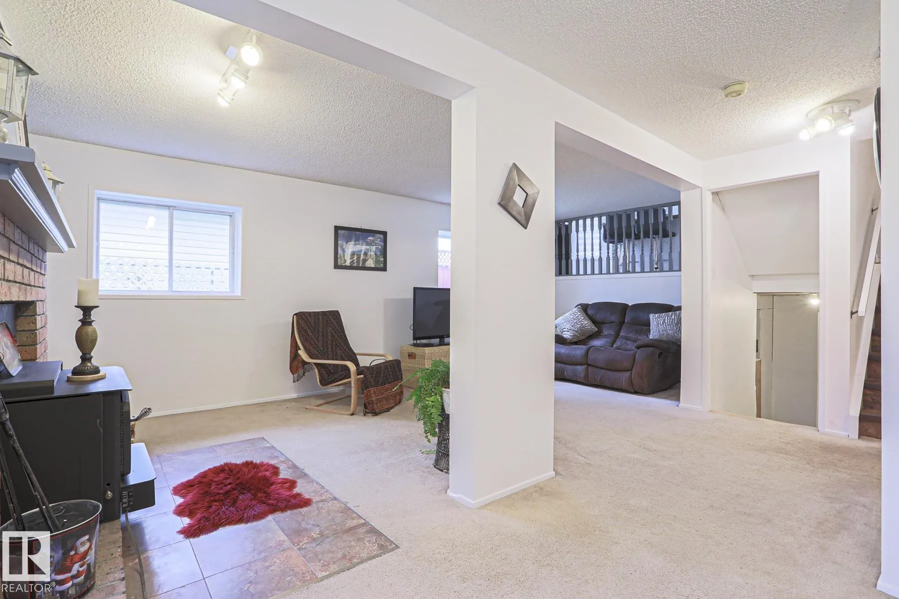 52 WESTLAKE Drive