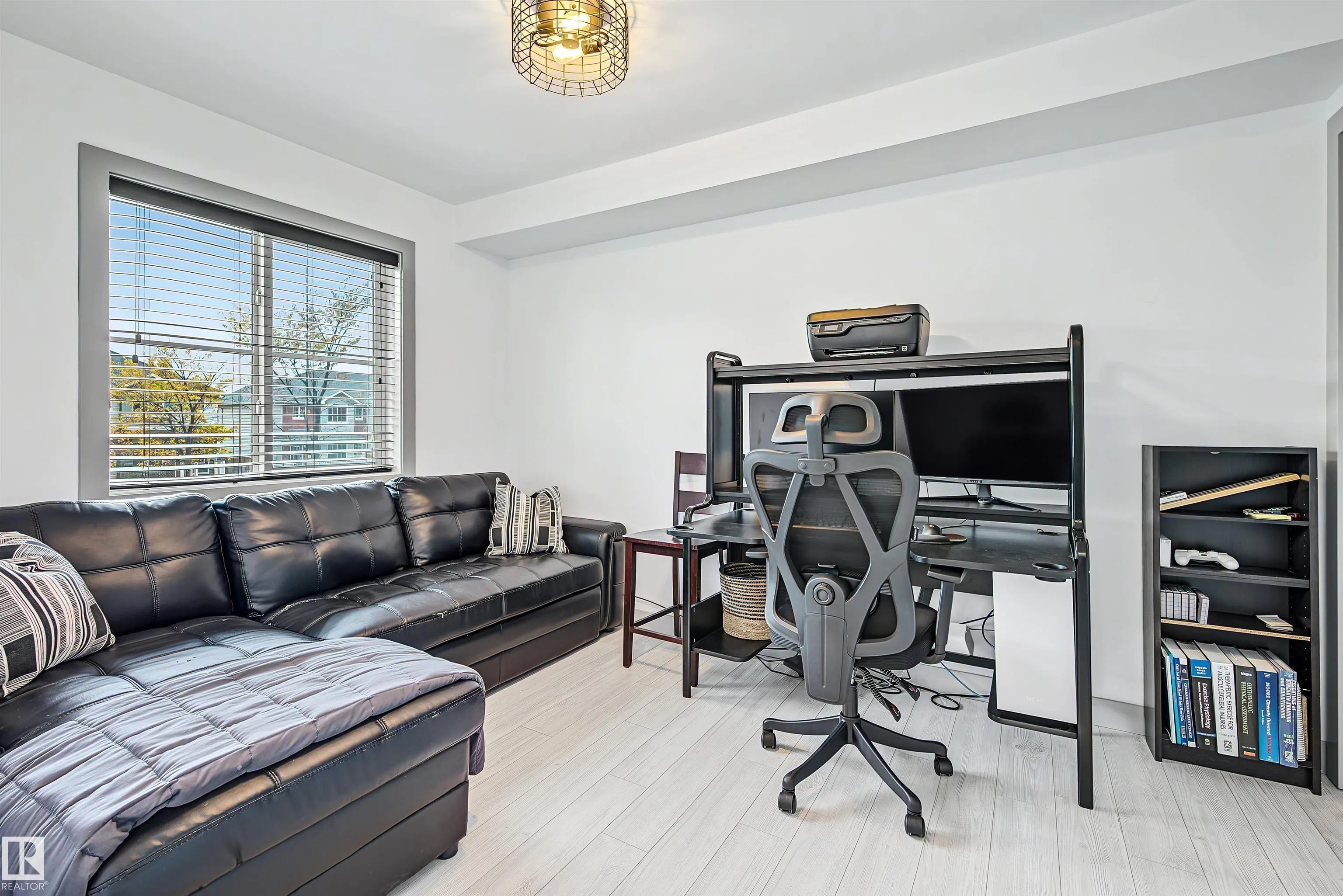 530 WATT Boulevard