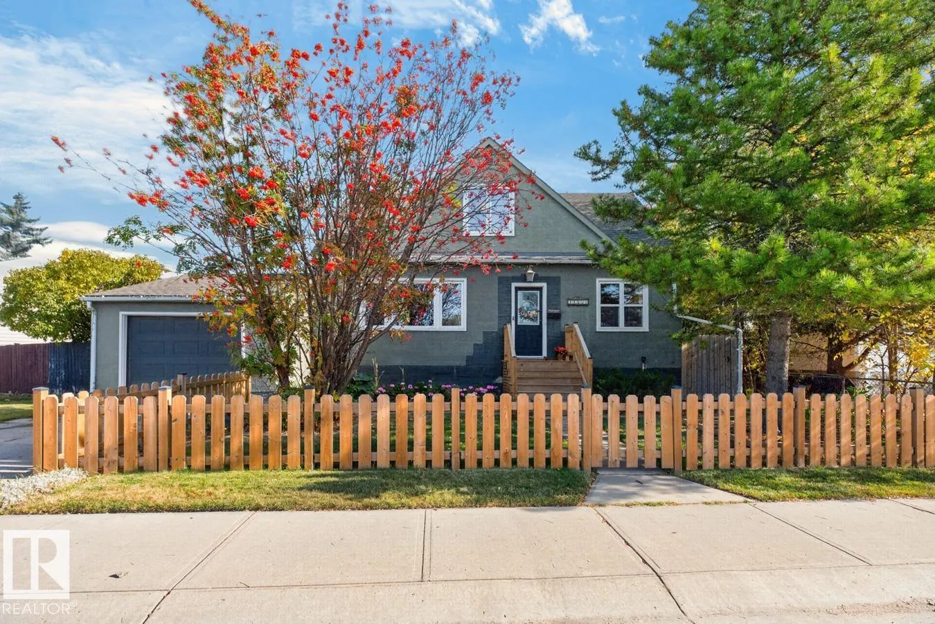 11953 ST ALBERT Trail