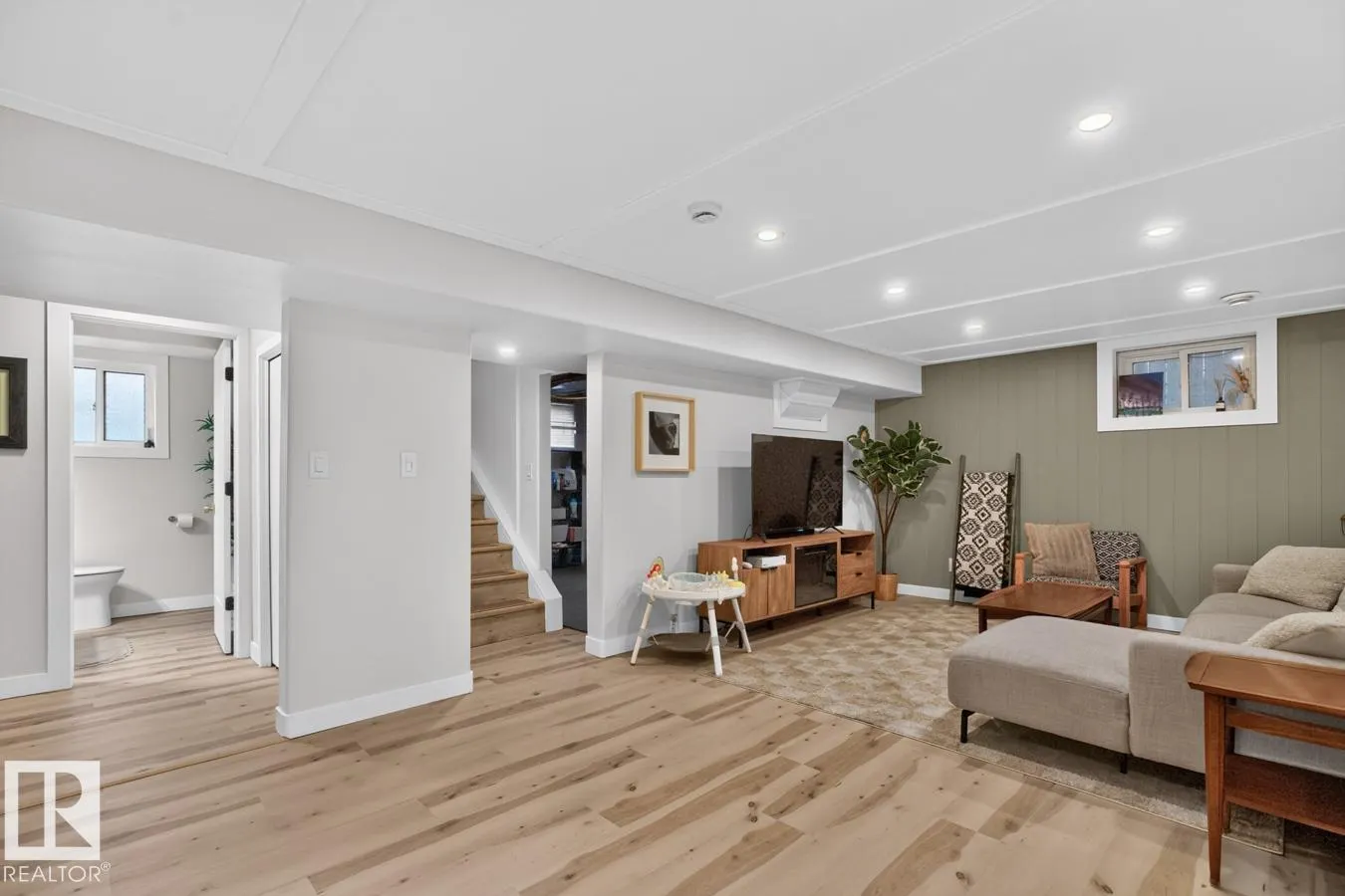 11953 ST ALBERT Trail